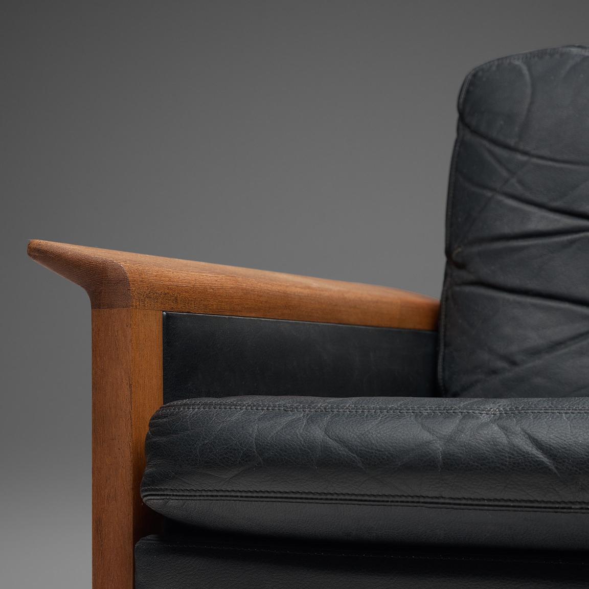 Scandinavian Modern Hans Olsen Sofa in Black Leather and Teak  For Sale
