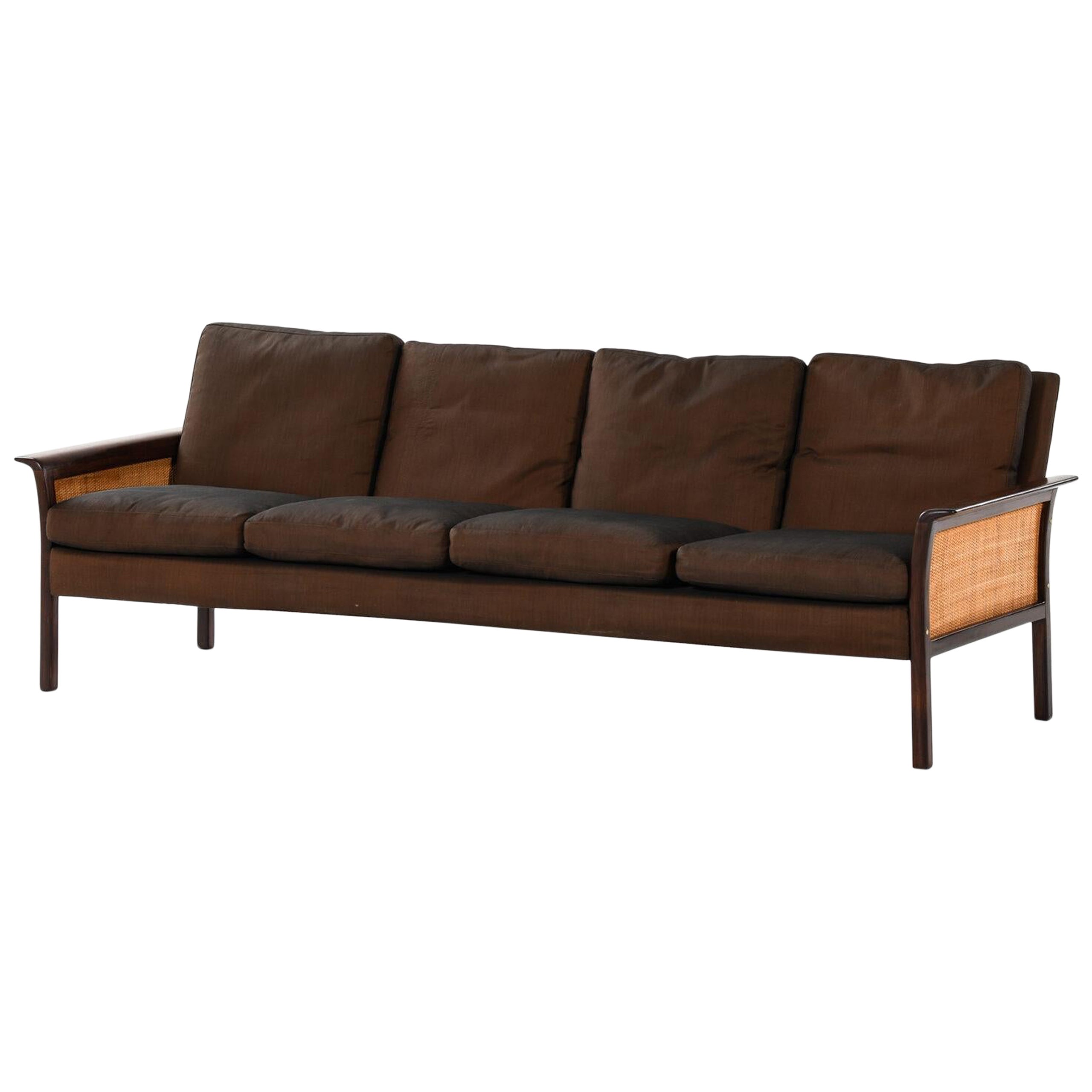 Hans Olsen Sofa Model 500 Produced by C/S Møbler
