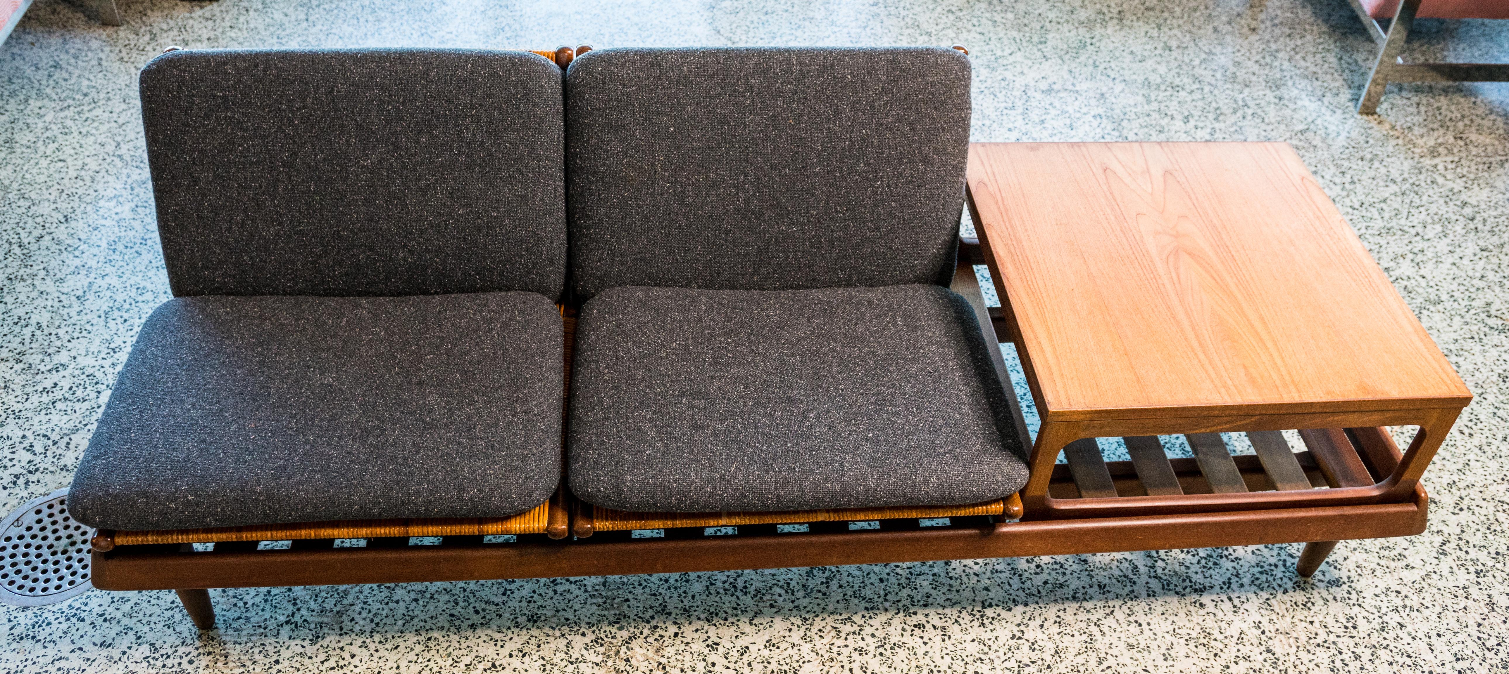Hans Olsen Sofa with Side Table for Bramin 12