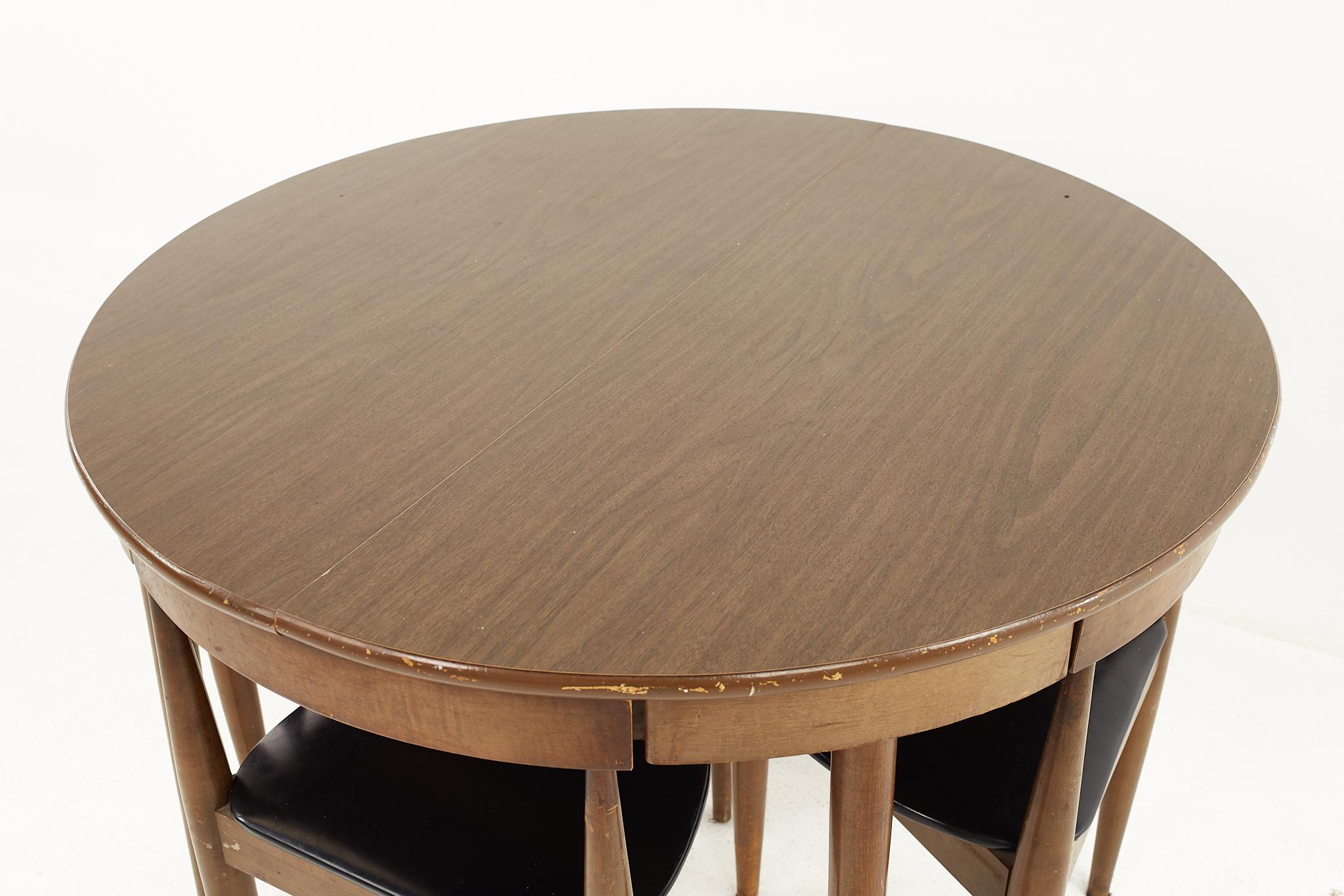 Hans Olsen Style Walnut and Laminate Dining Table with 4 Nesting Chairs In Good Condition In Countryside, IL