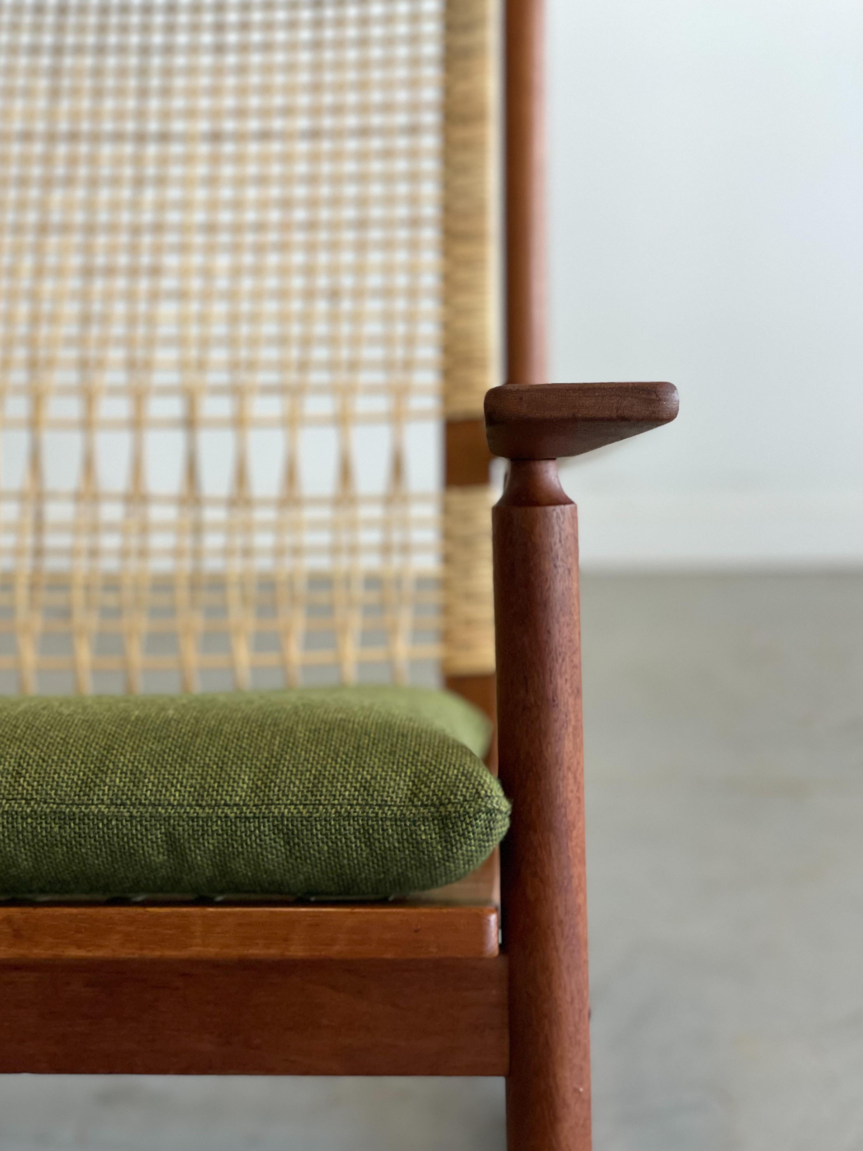 Mid-20th Century Hans Olsen Teak and Oak Model 532A Rocking Chair