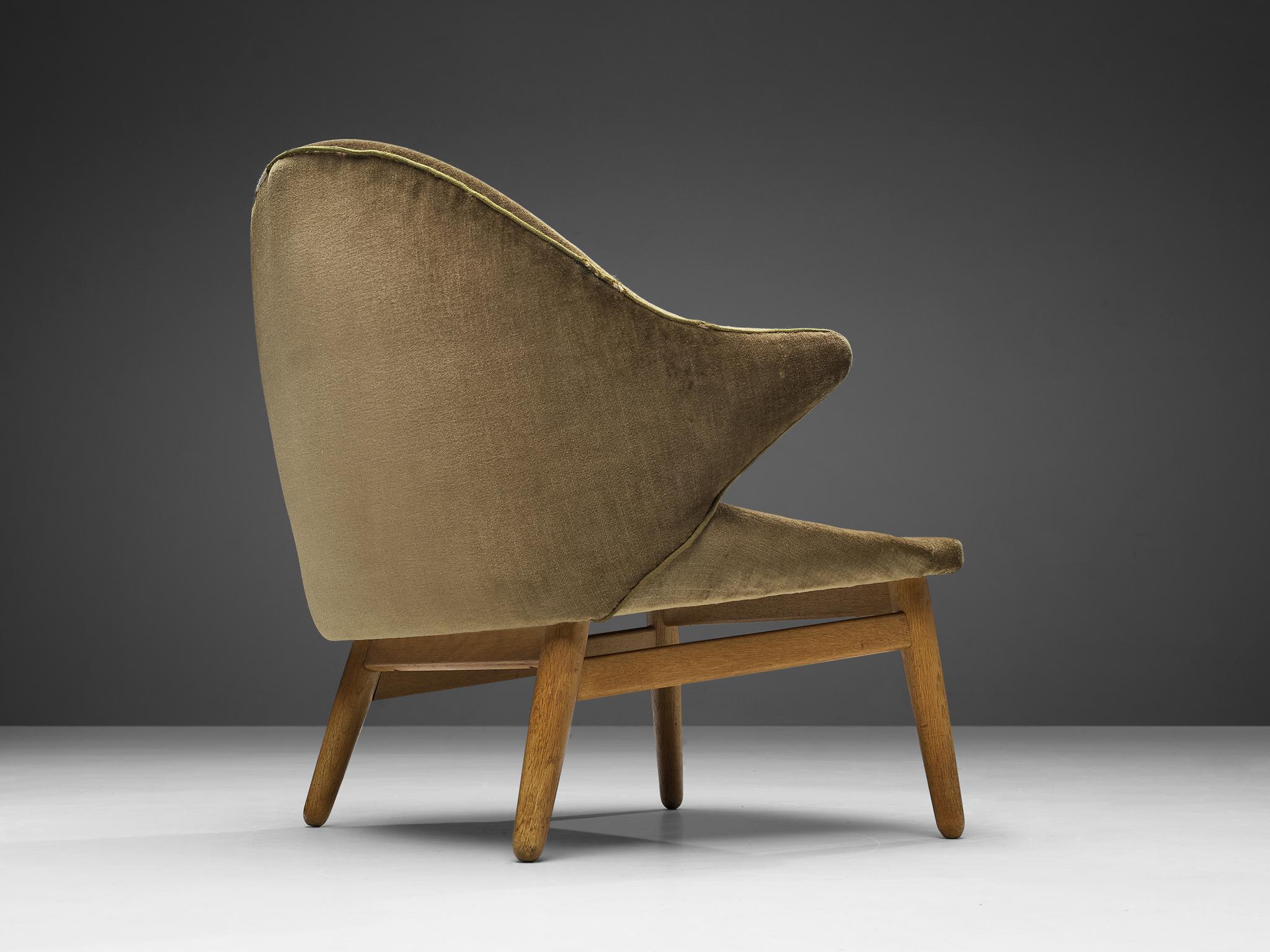 Scandinavian Modern Hans Olson for Jørgen Jørgensen Lounge Chair in Oak and Khaki Upholstery  For Sale