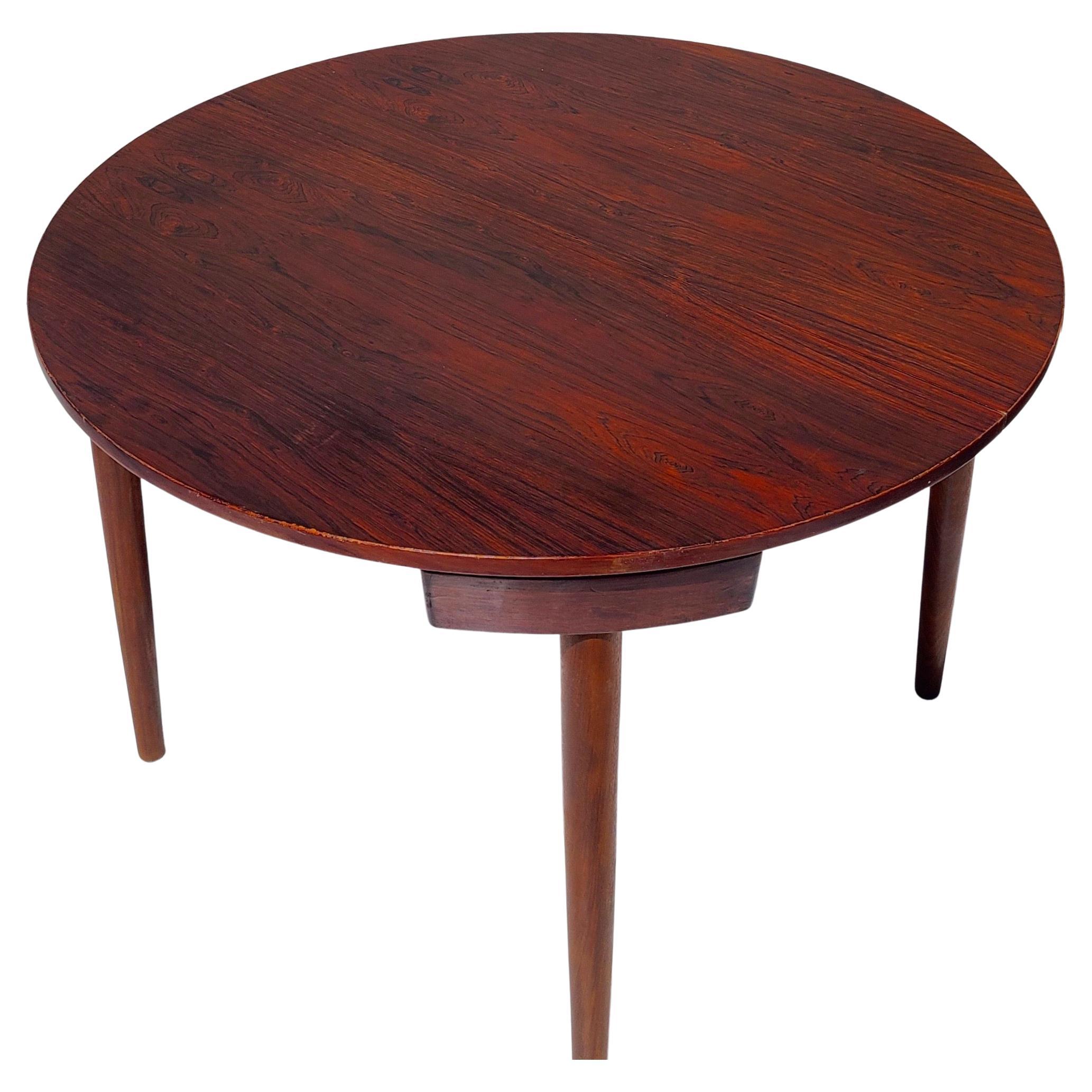 Hans Olsen Rosewood Danish Dining Table Frem Røjle In Good Condition In Fraser, MI