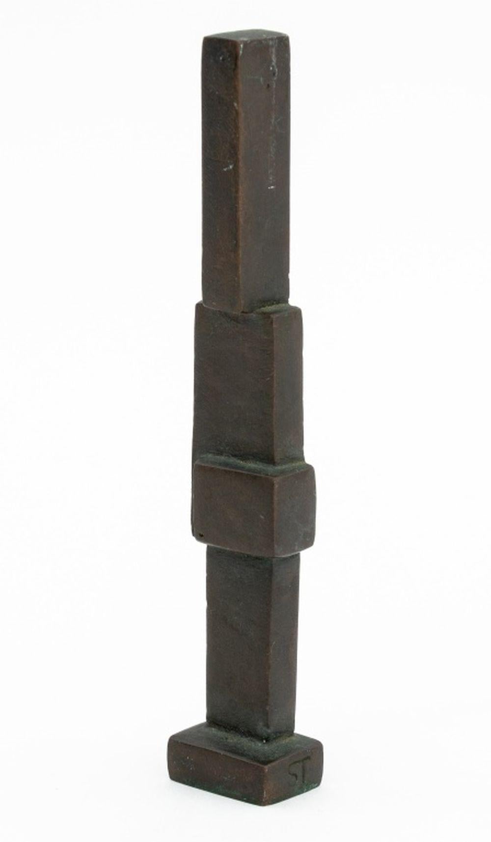 Hans Steinbremmer (alemán, 1928-2008) Figura geométrica, Escultura de bronce patinado, monograma 