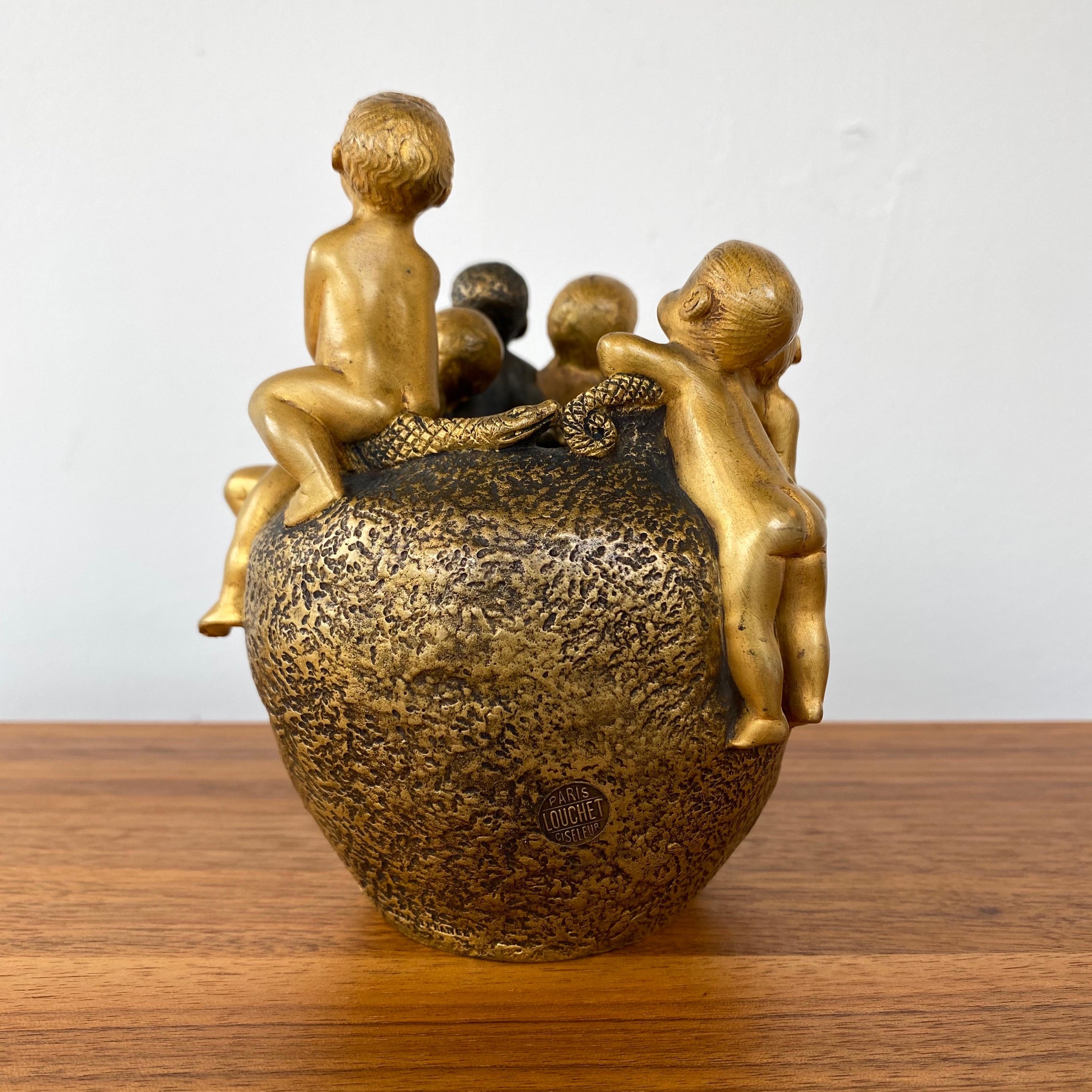 Moulage Vase figuratif en bronze doré en forme de putti Art Nouveau de Hans Stoltenberg-Lerche, 1900
