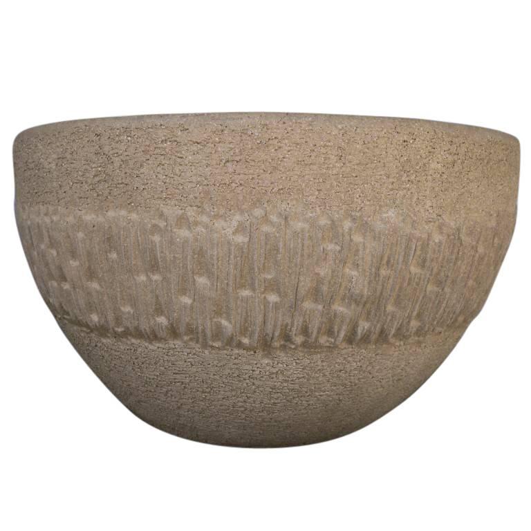 A flowing ribbed mid section adds a charm not frequently seen on Sumpf pottery.