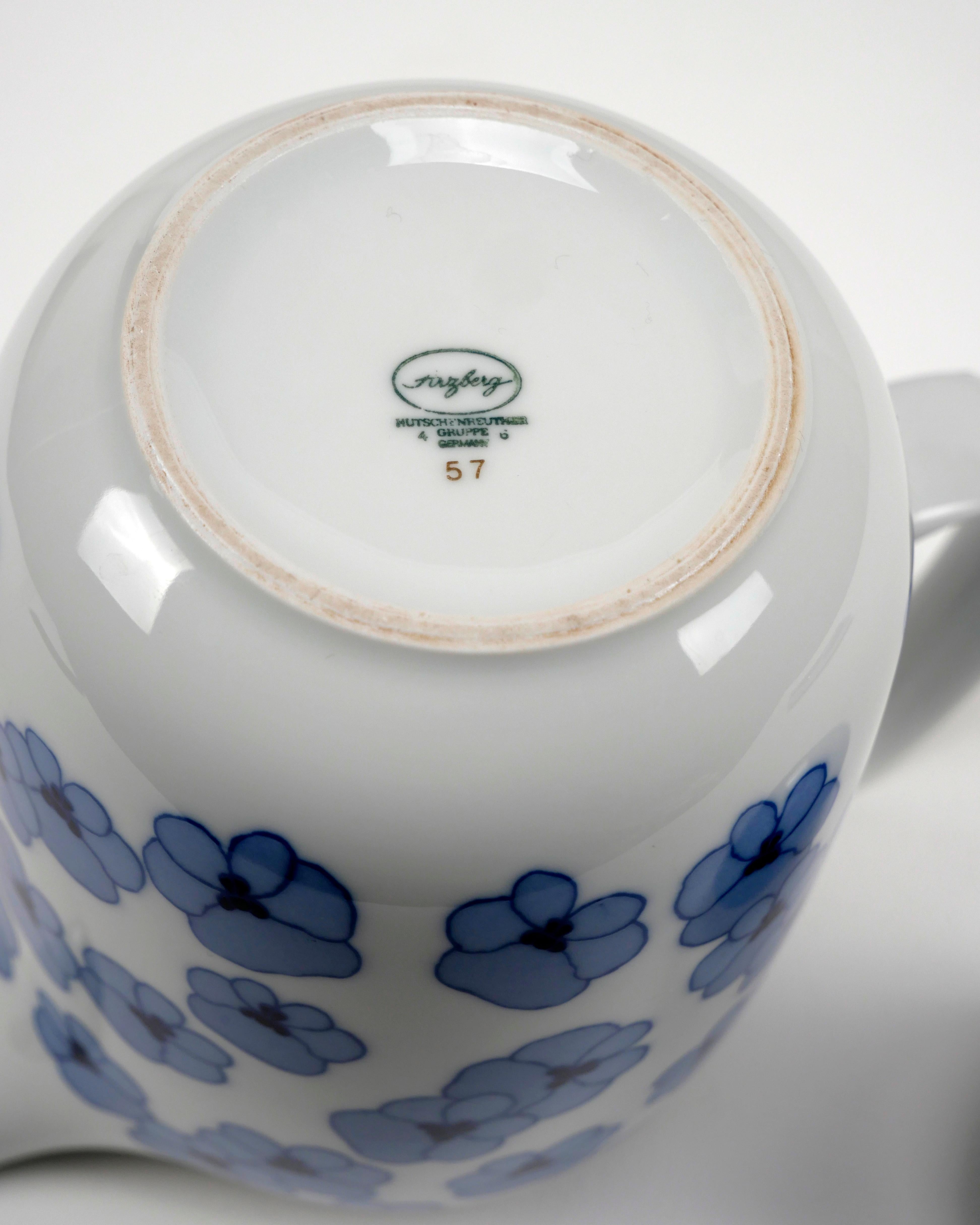 Hans Theo Bauman, Cafetera Arzberg 'Brasilia' con decoración 'Viola', años 70 en Bueno estado para la venta en London, GB