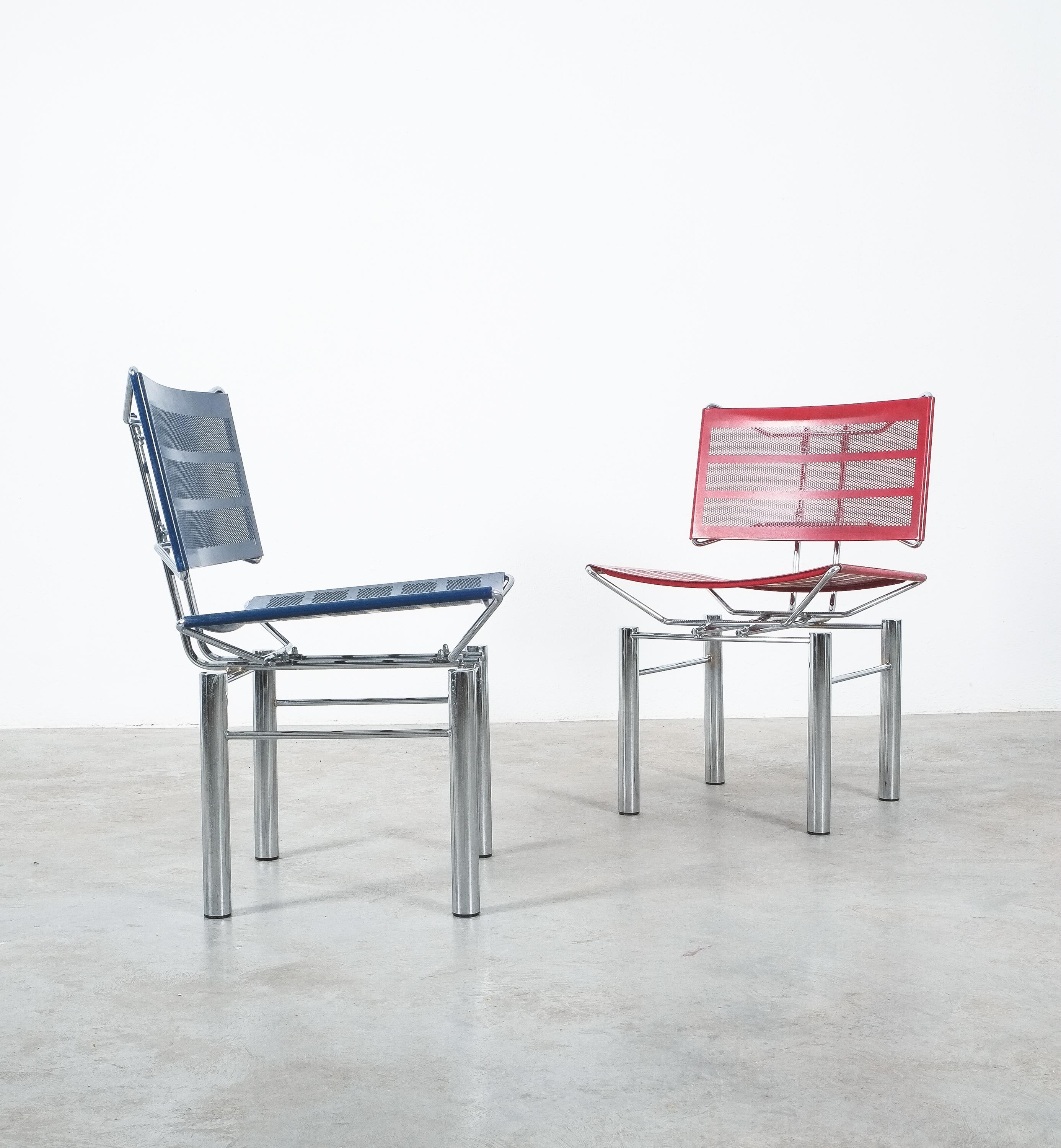 Ensemble de 10 chaises en métal rouge et bleu de Hans Ullrich Bitsch, Série 8600 en vente 3