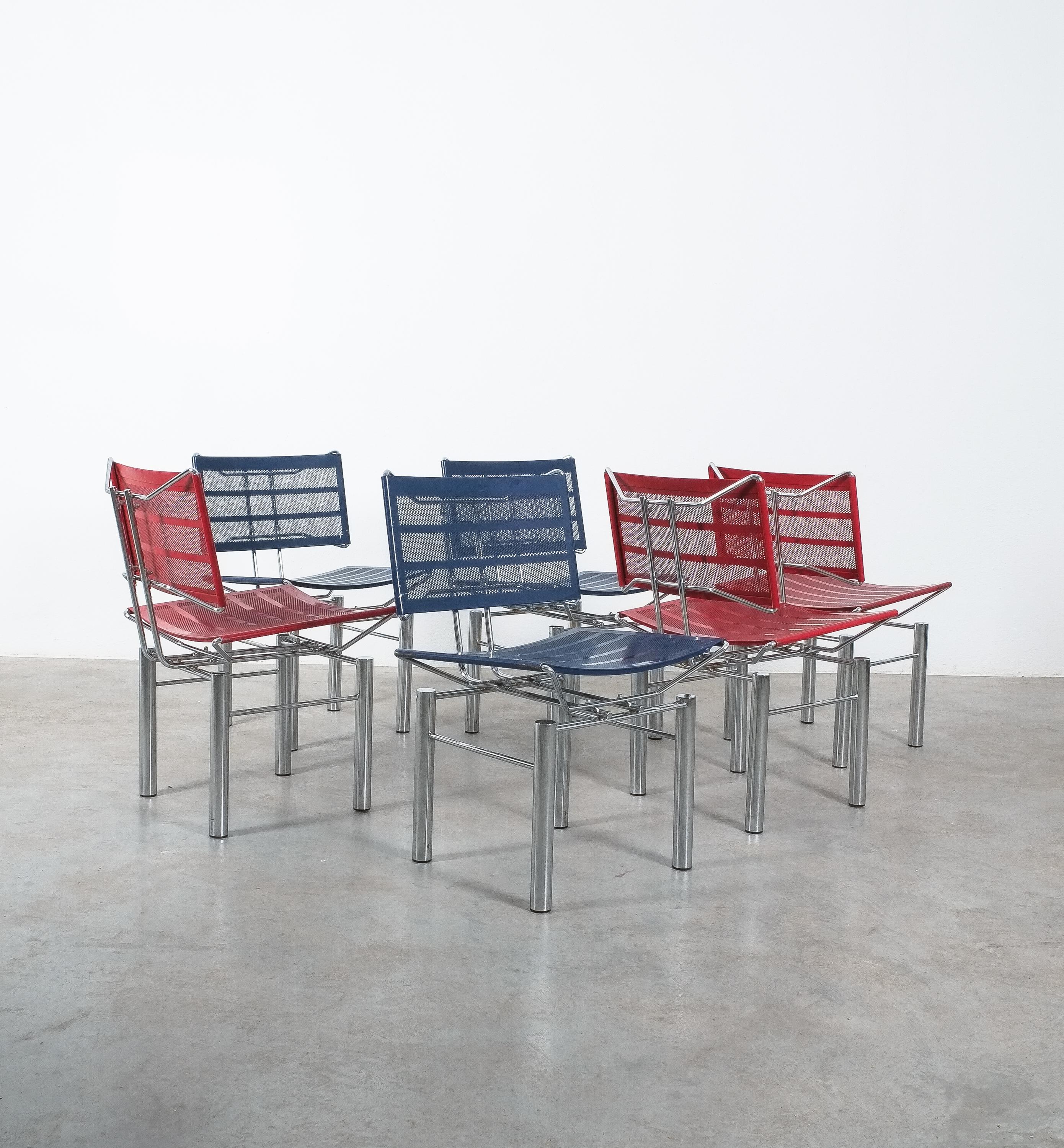 Allemand Ensemble de 10 chaises en métal rouge et bleu de Hans Ullrich Bitsch, Série 8600 en vente