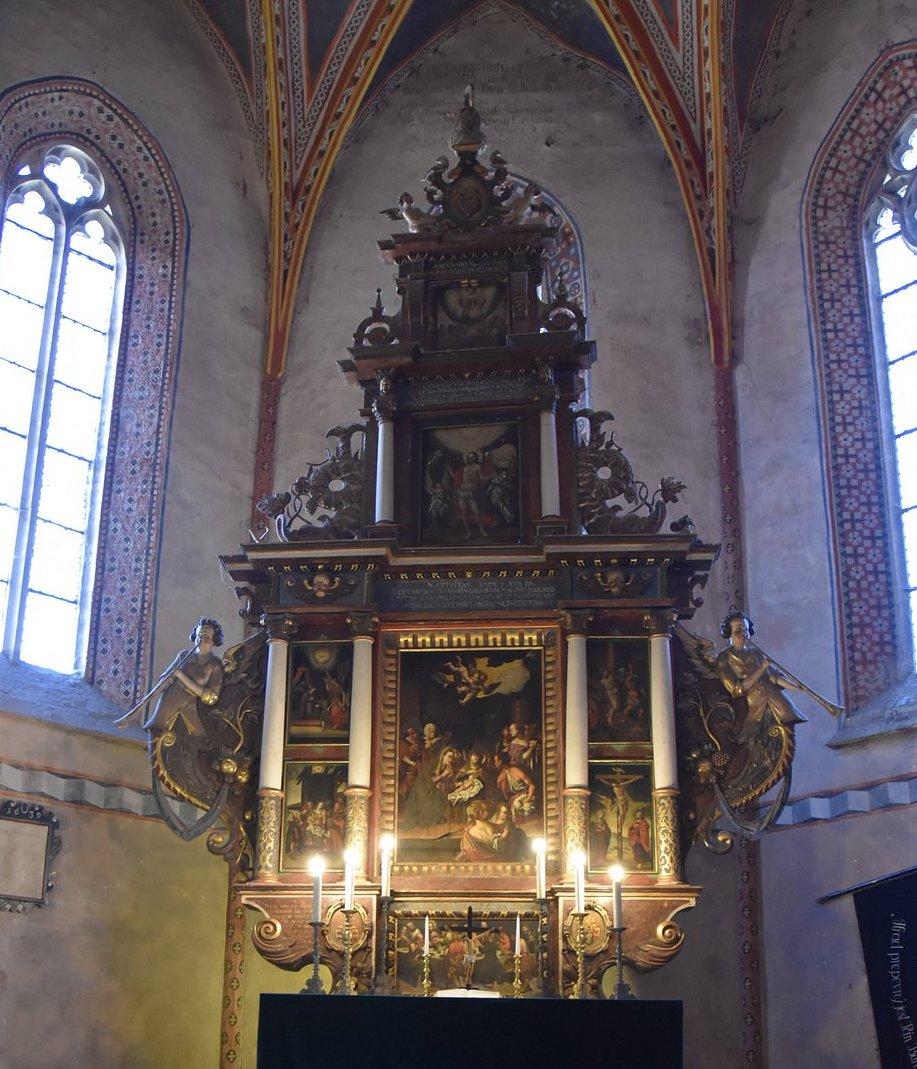 Werkstatt von Hans (oder Johann) von Achen (Köln 1552 - Prag 1615)
Anbetung der Hirten

Öl auf Leinwand
112 x 90 cm / Gerahmt 125 x 102 cm.

Das Gemälde, das wir Ihnen gerne vorstellen, ist ein Werk von hervorragender Qualität und zeigt die Episode