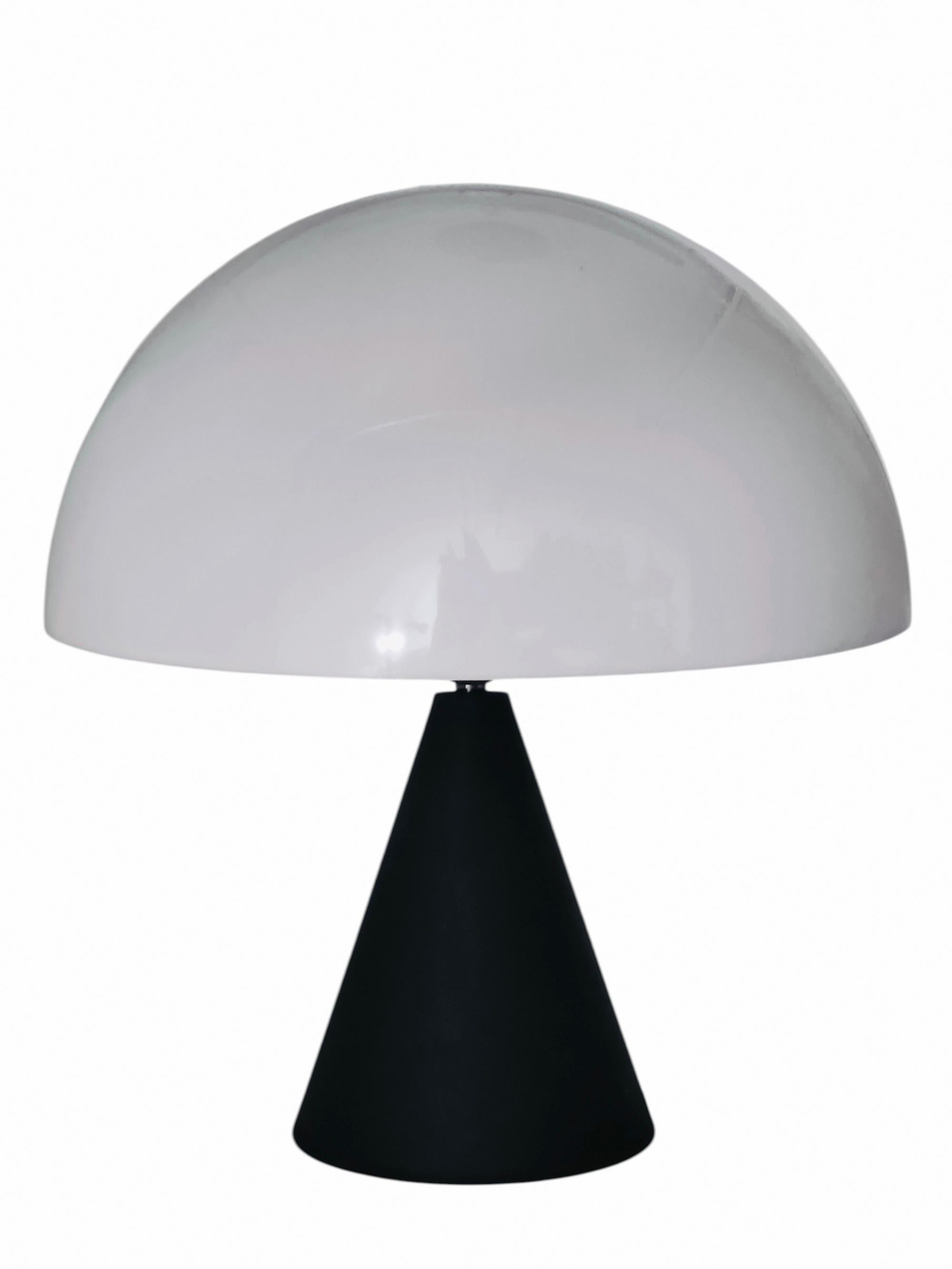 Hans Von Klier para Bilumen Lámpara de mesa 'Slice', Italia 1987 Italian en venta