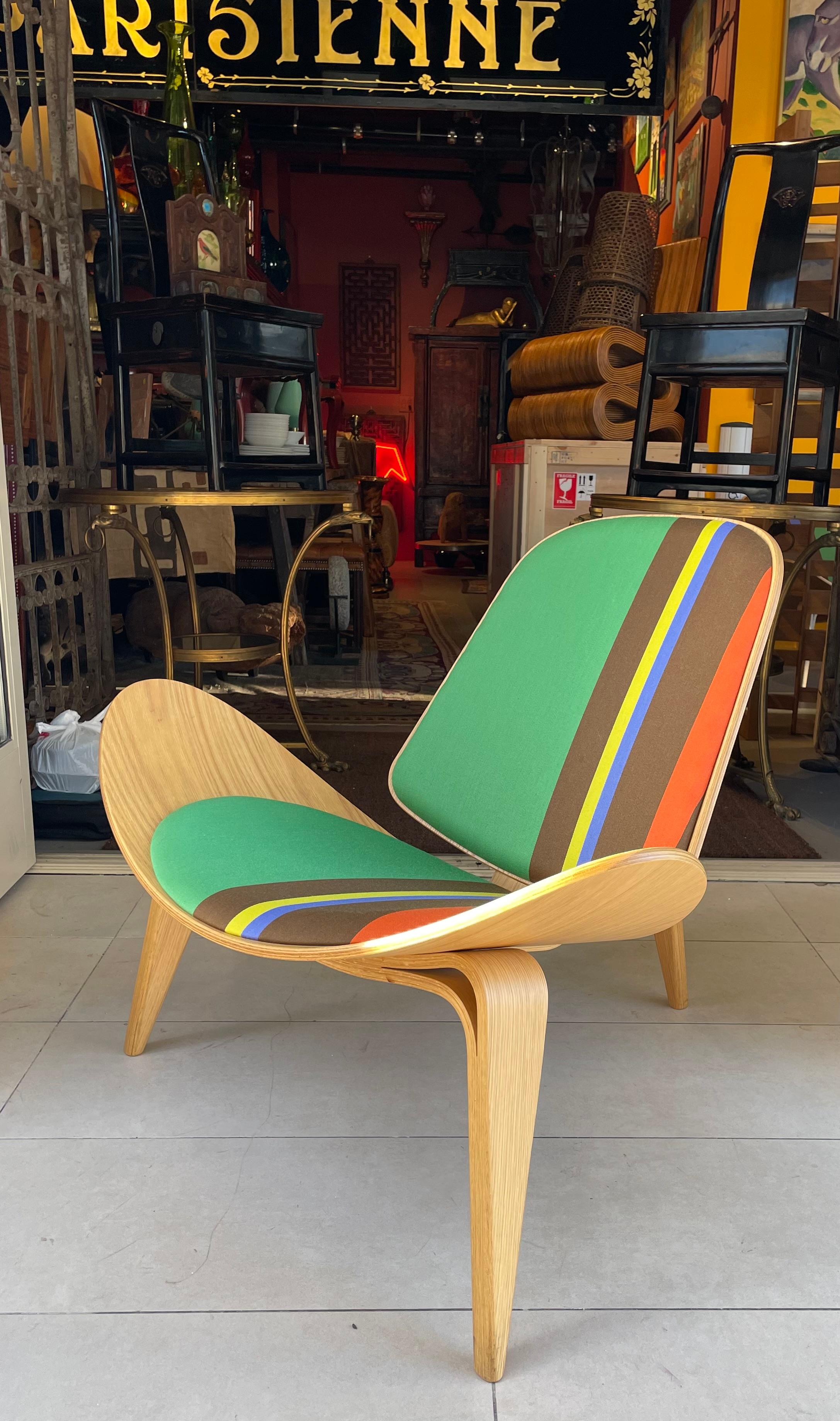 Contemporary Hans Wegner 100th Anniversary Chair by Paul Smith and Carl Hansen For Sale