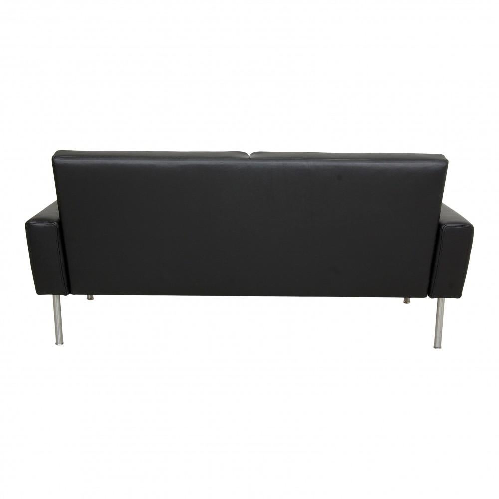 Mid-20th Century Hans Wegner 2, Pers Airport Sofa Reupholstered with Black Bizon Leather For Sale