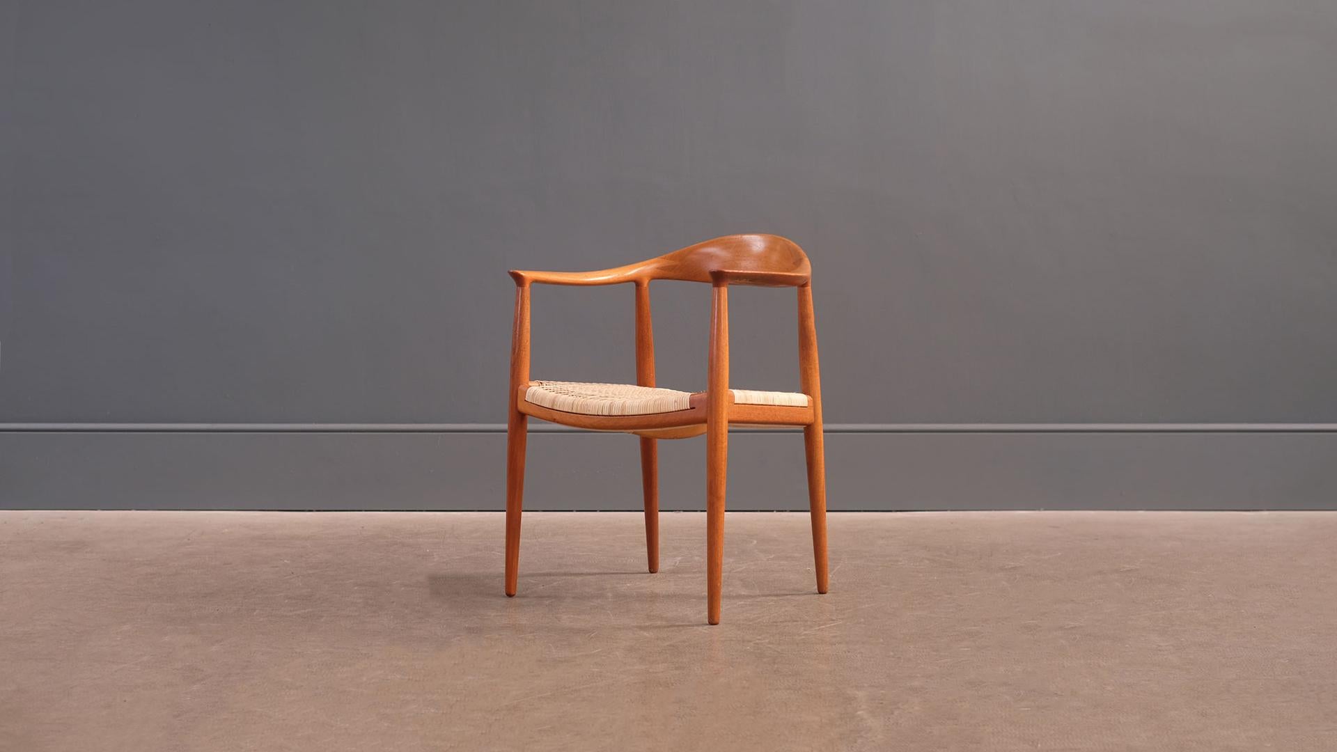 Scandinavian Modern Hans Wegner 501 'The Chair