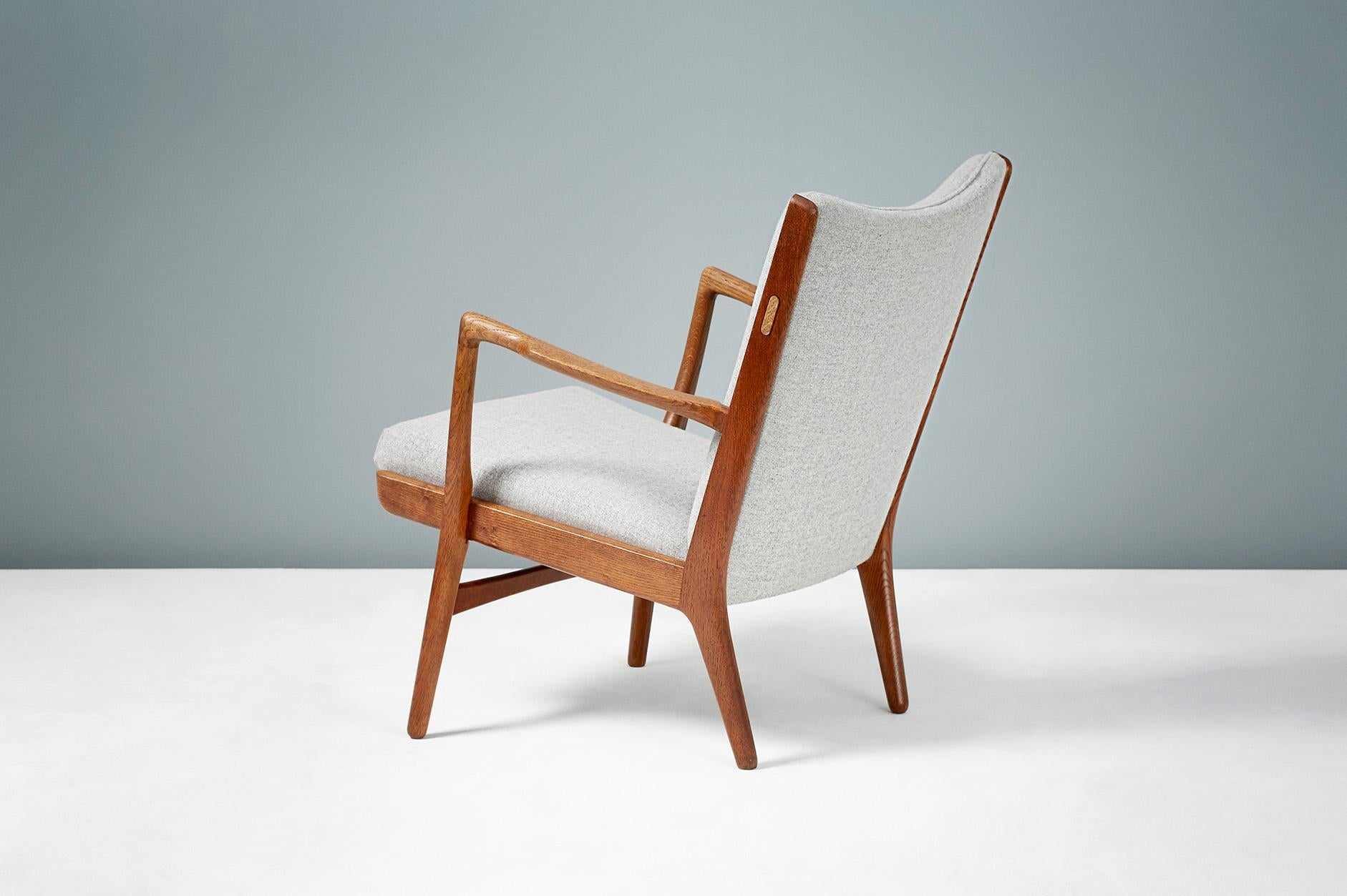 Hans Wegner AP-16 Chair, Oak In Excellent Condition In London, GB