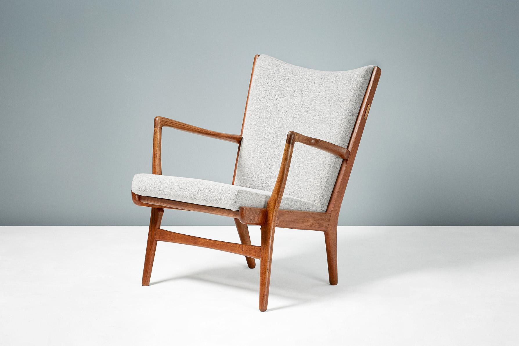 Fabric Hans Wegner AP-16 Chair, Oak