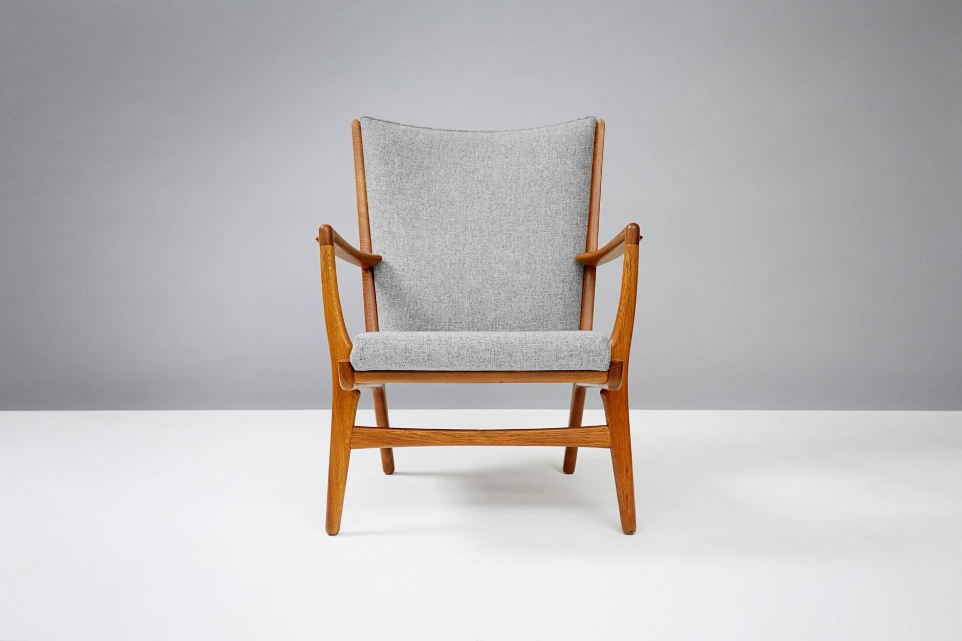 Scandinavian Modern Hans Wegner AP-16 Chairs, Oak
