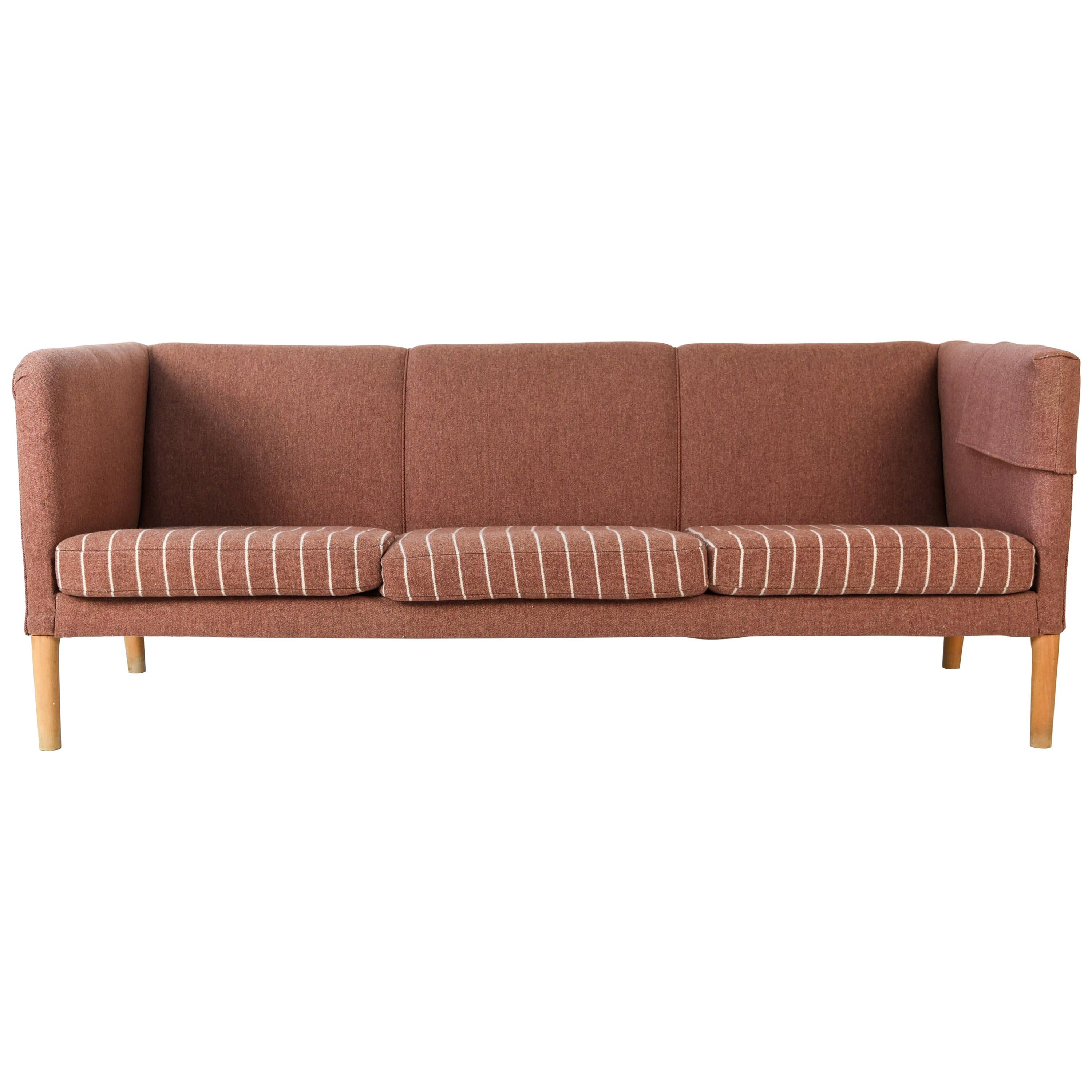 Hans Wegner AP-18S AP Stolen Sofa