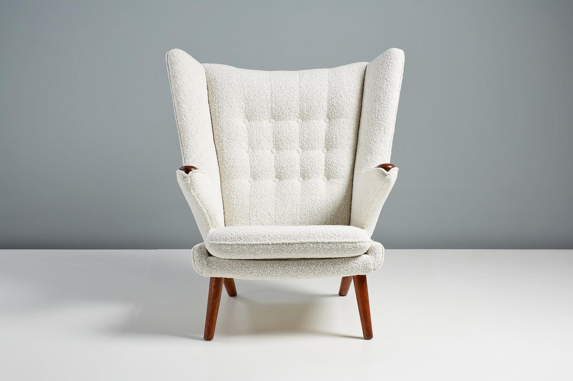 Hans Wegner AP-19 Papa Bear Chair in Boucle Wool Fabric 2