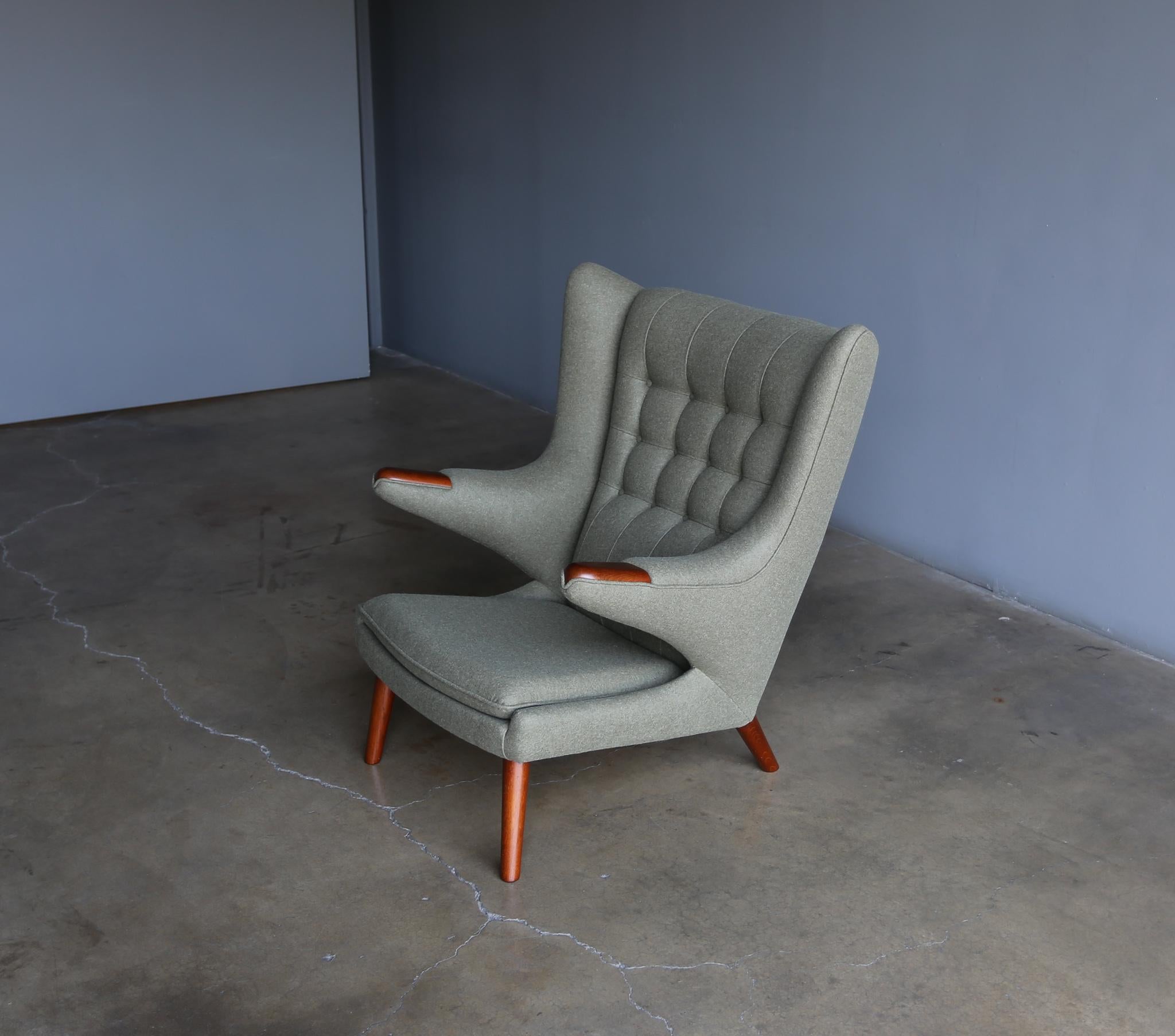 Hans Wegner AP-19 Papa Bear Chair in for A.P. Stolen, Denmark, circa 1952 7