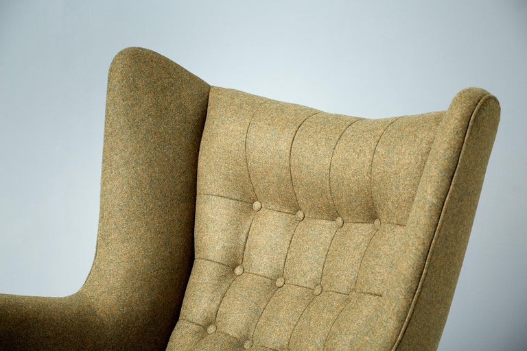 Hans Wegner AP-19 Papa Bear Chair in Green Wool Fabric For Sale 5