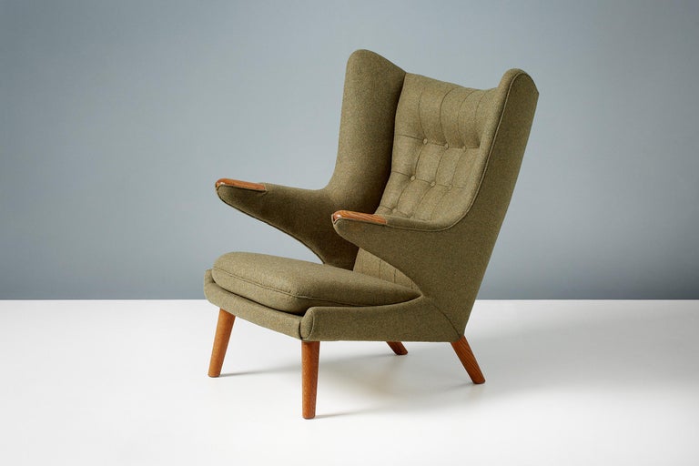 Hans Wegner AP-19 Papa Bear Chair in Green Wool Fabric For Sale 3