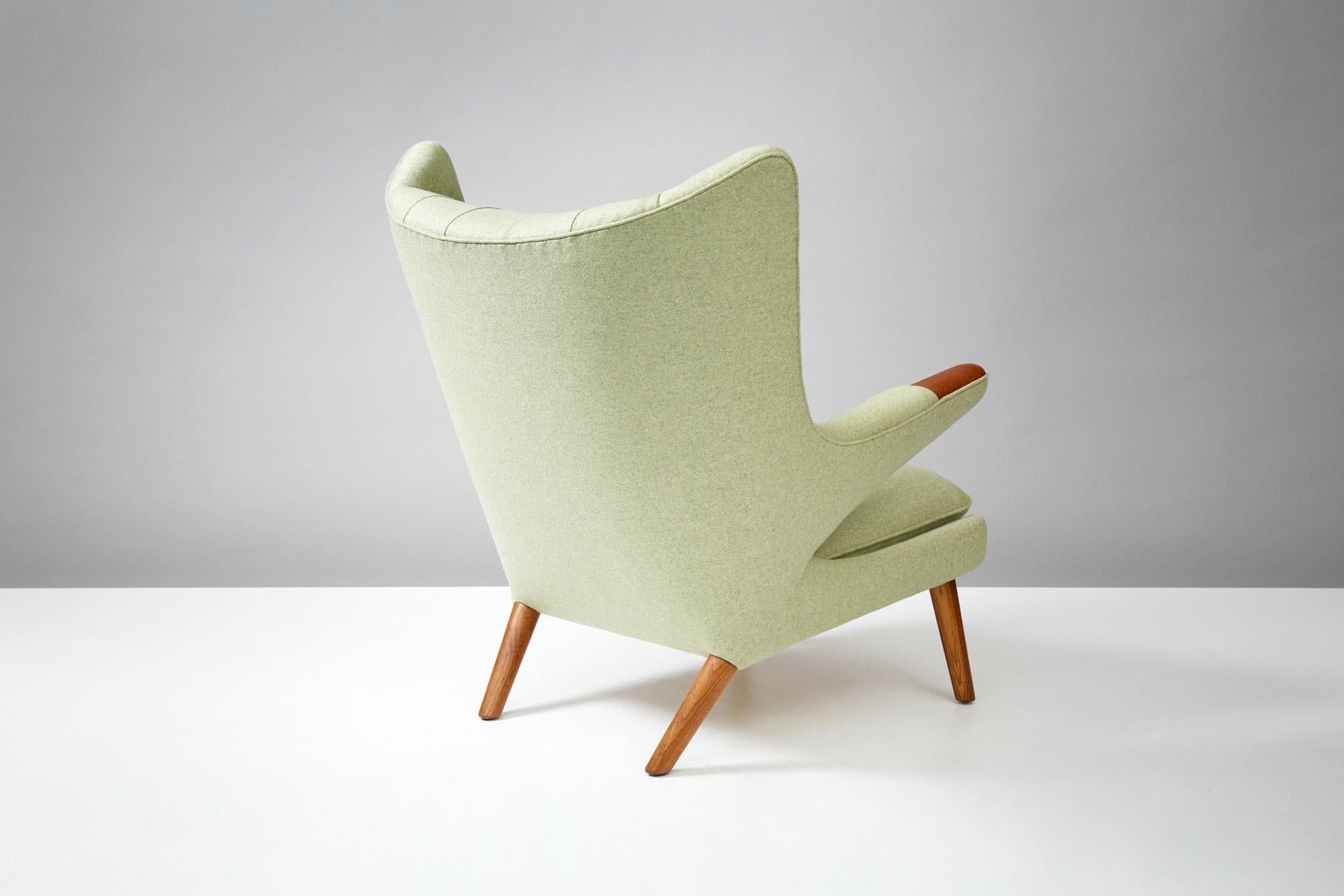 hans wegner papa bear chair