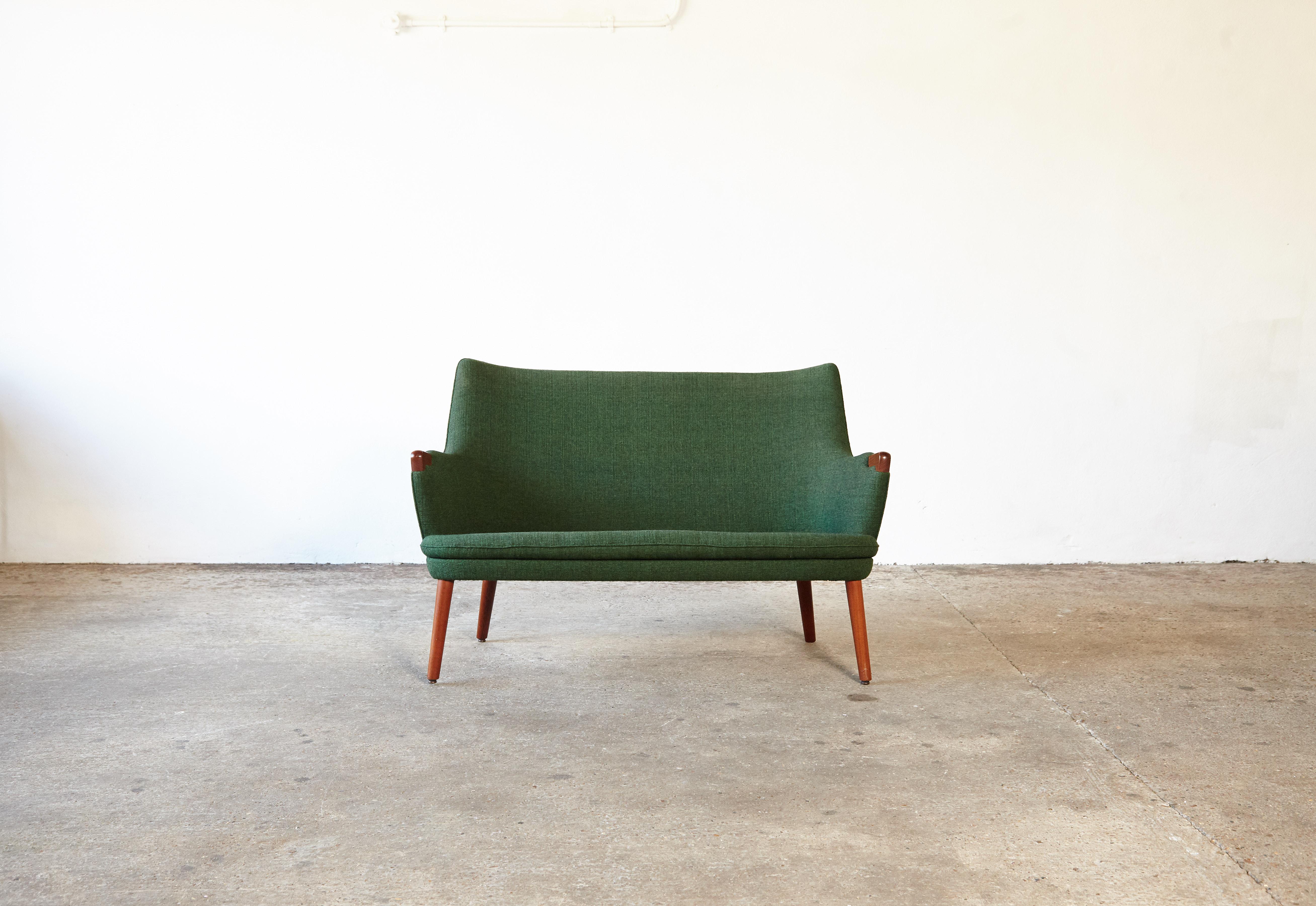 Hans Wegner AP 20 sofa, original fabric, manufactured by A.P. Stolen in Denmark, 1950s-1960s. In original condition with makers mark. Structurally sound, teak frame with some light marks, and original fabric with minor signs of use and minor wear. 