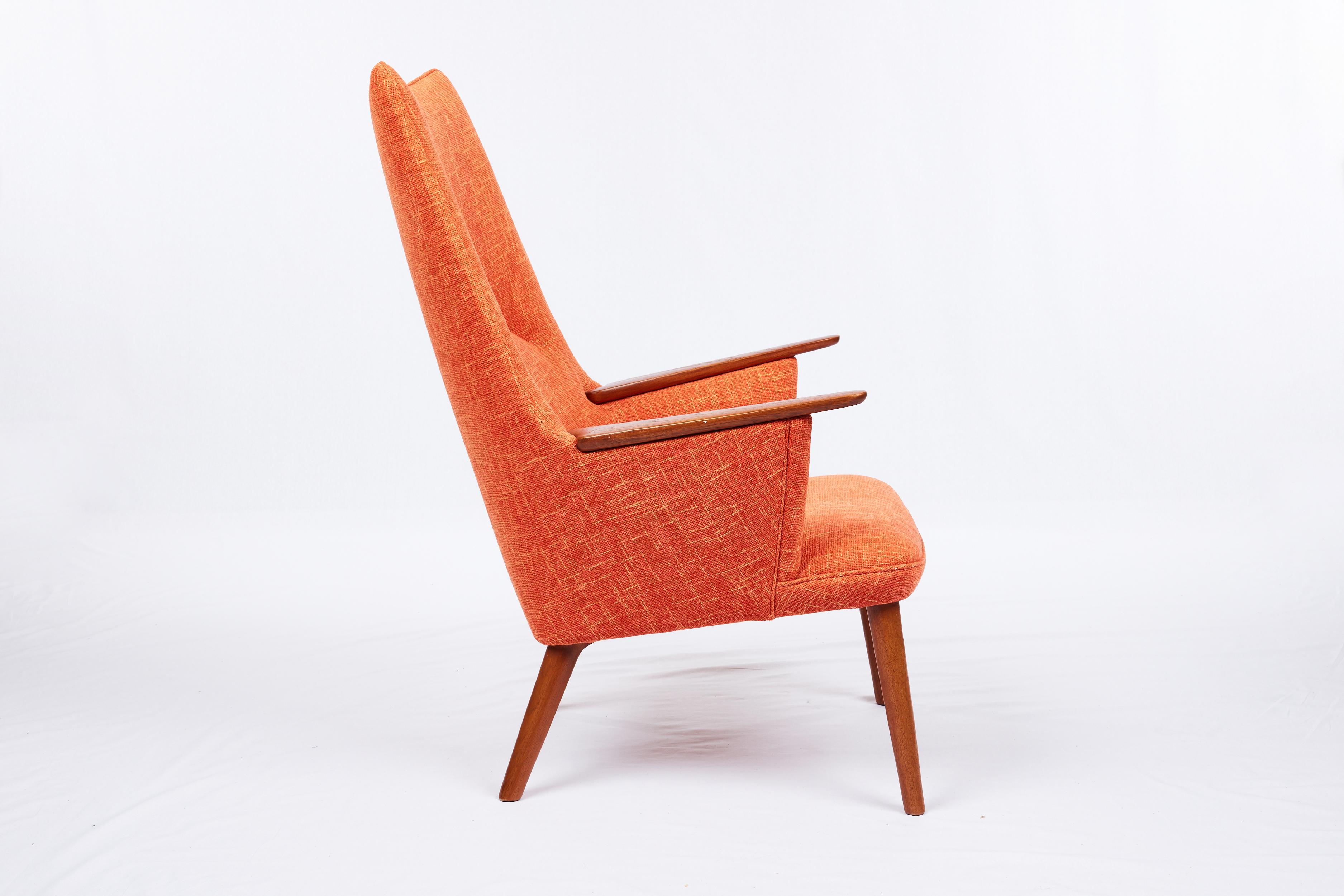 Danish Hans Wegner Ap-27 Lounge Chair For Sale
