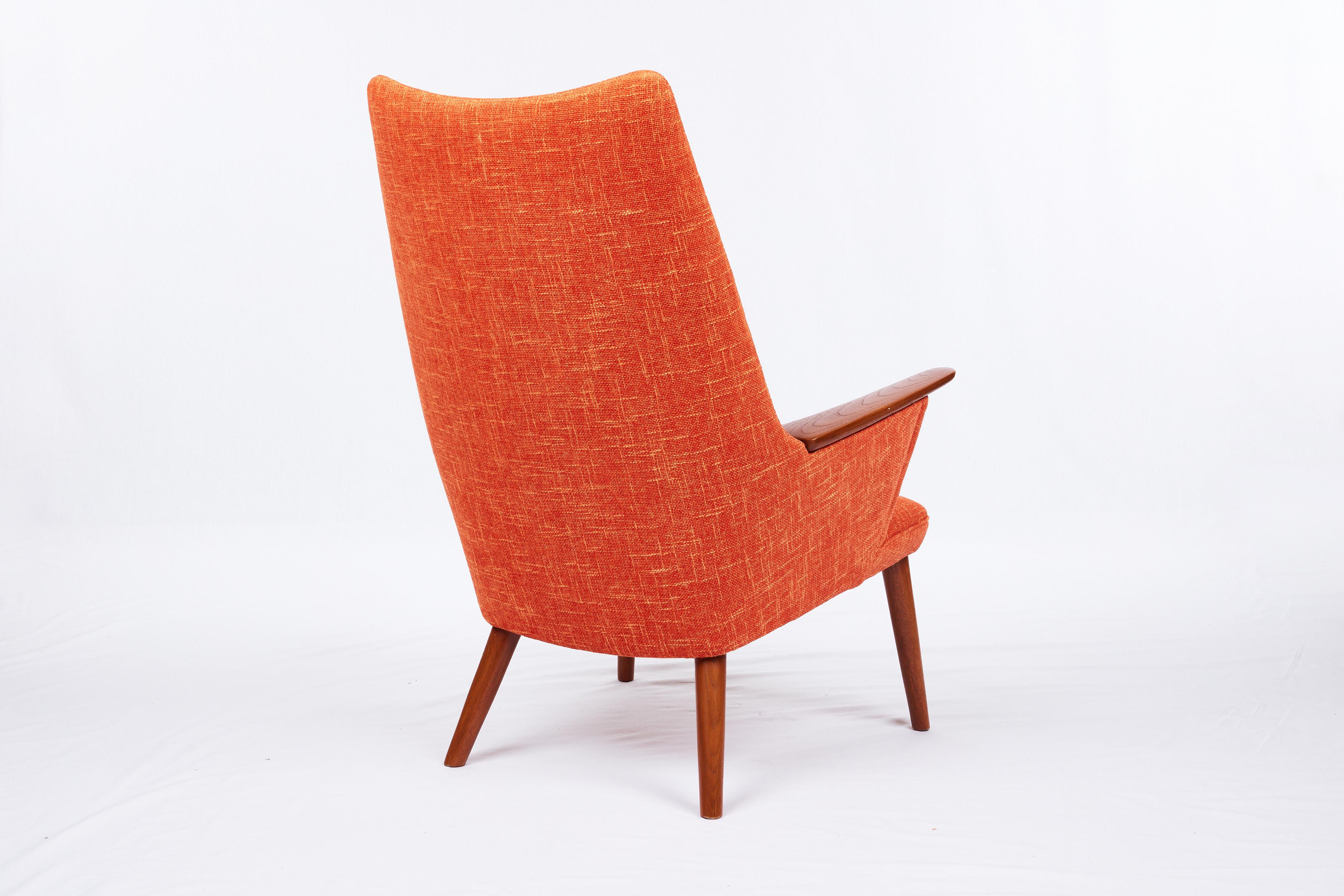 Hans Wegner Ap-27 Lounge Chair In Excellent Condition For Sale In Los Angeles, CA