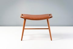 Hans Wegner AP-30 Oak & Leather Piano Stool c1950s