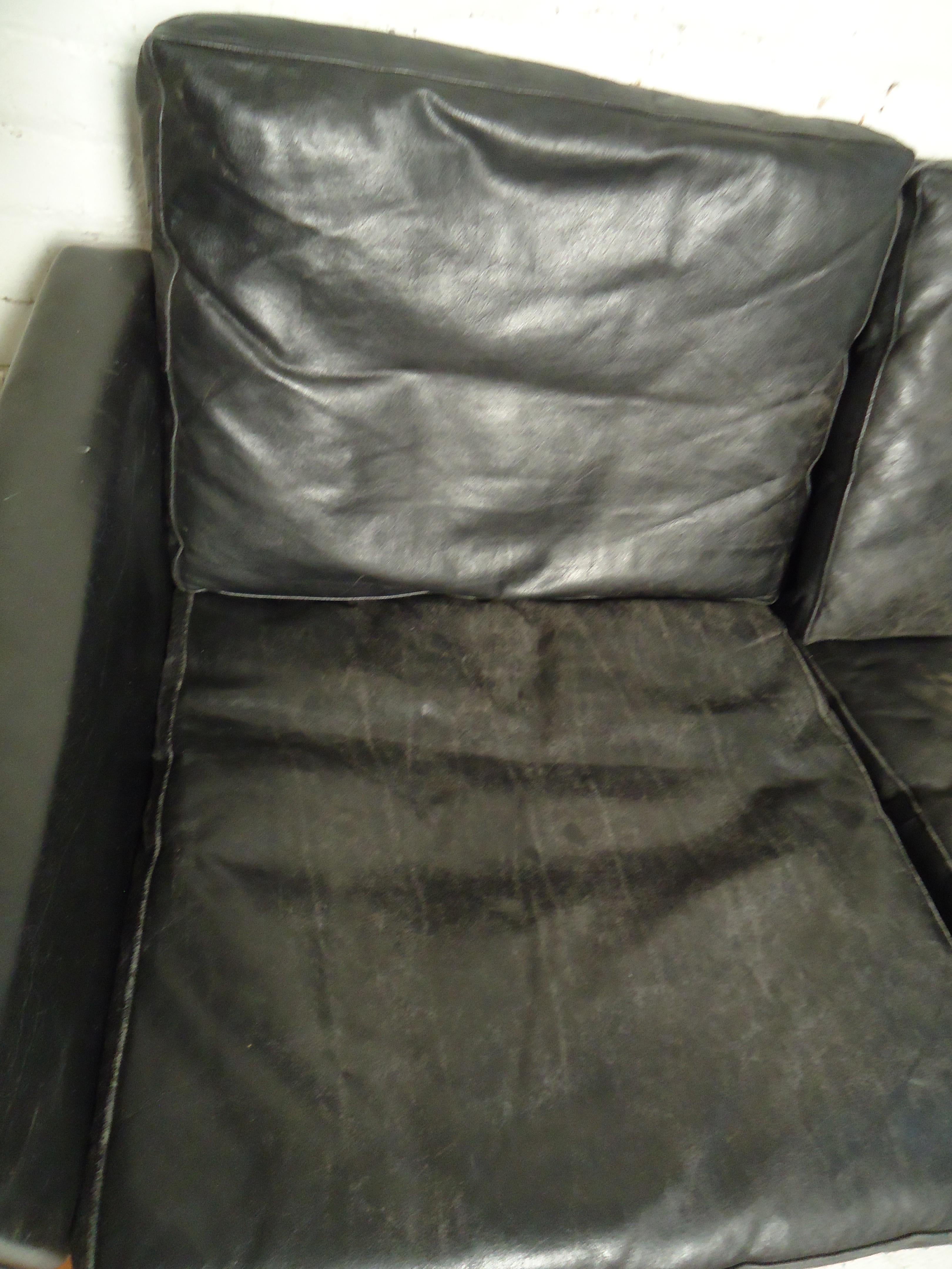 Mid-Century Modern Hans Wegner AP 62 Long Sofa For Sale