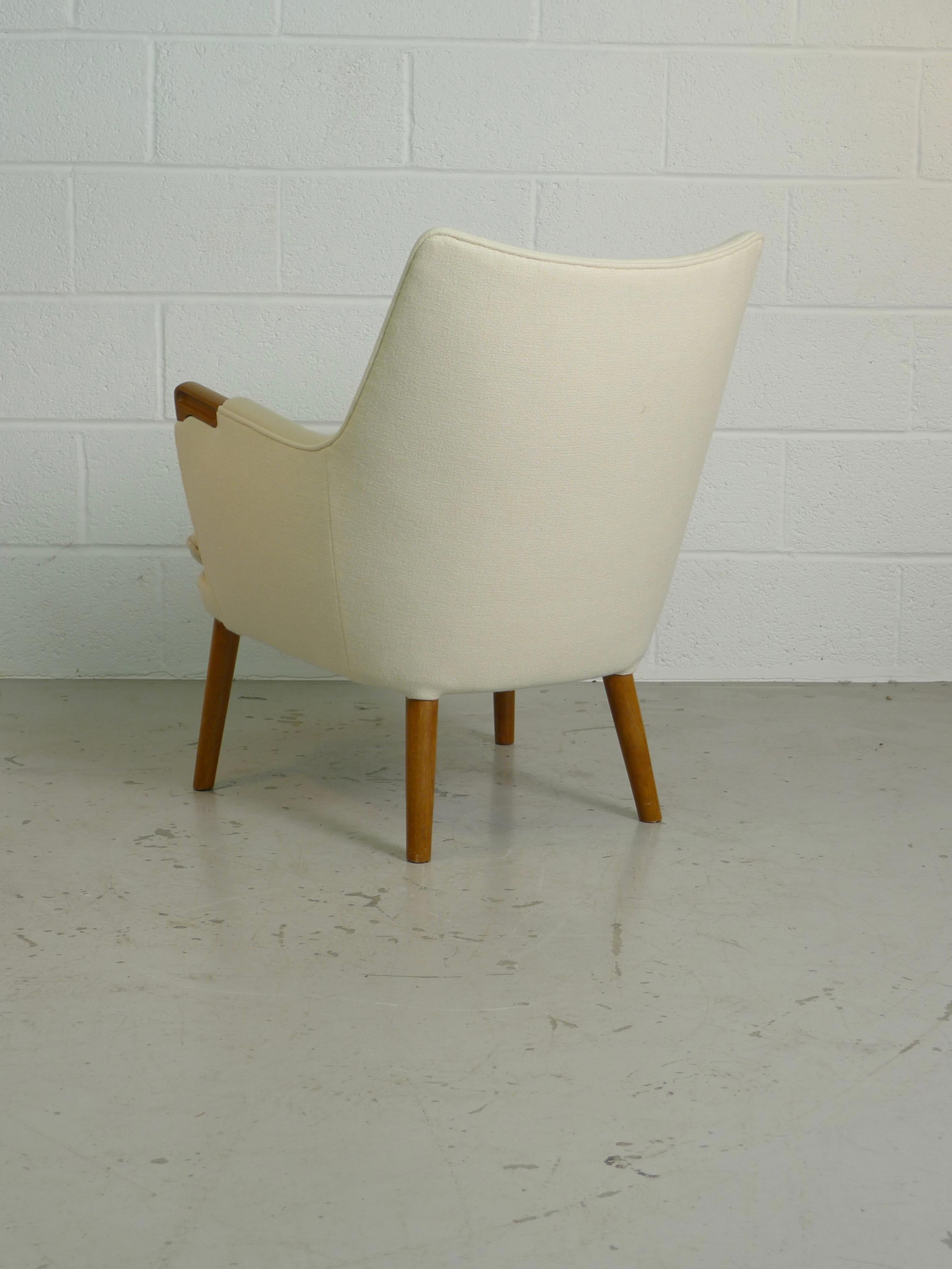 Mid-Century Modern Hans Wegner AP20 