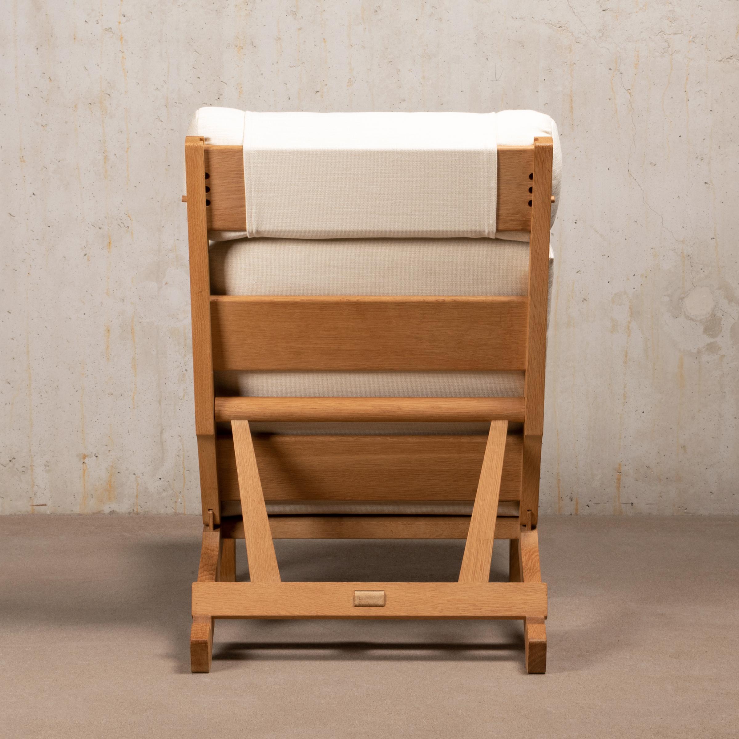 Danish Hans Wegner Ap71 Lounge Chair Oak Frame and Beige Wool for AP Stolen, Denmark