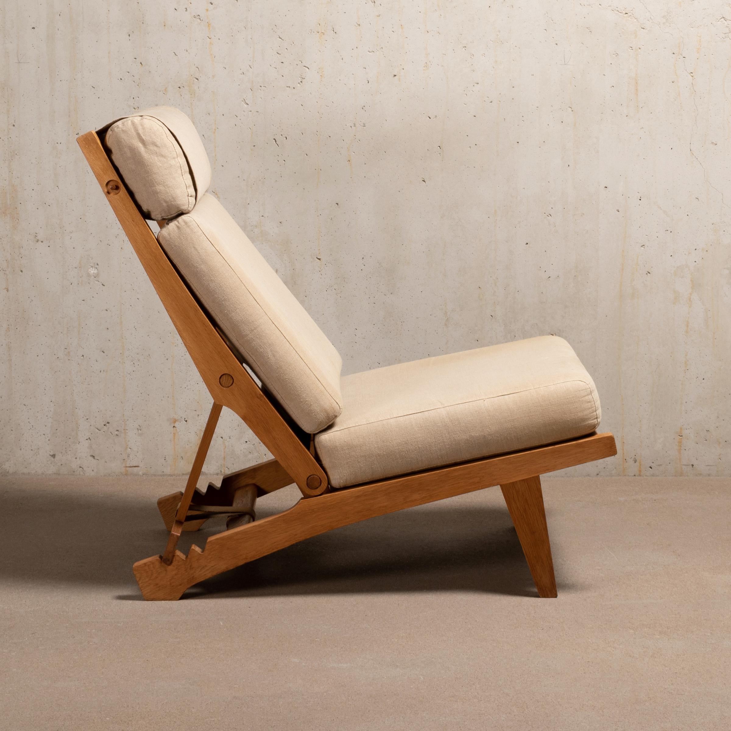 Hans Wegner Ap71 Lounge Chairs Oak Frame and Beige Canvas for AP Stolen, Denmark 2