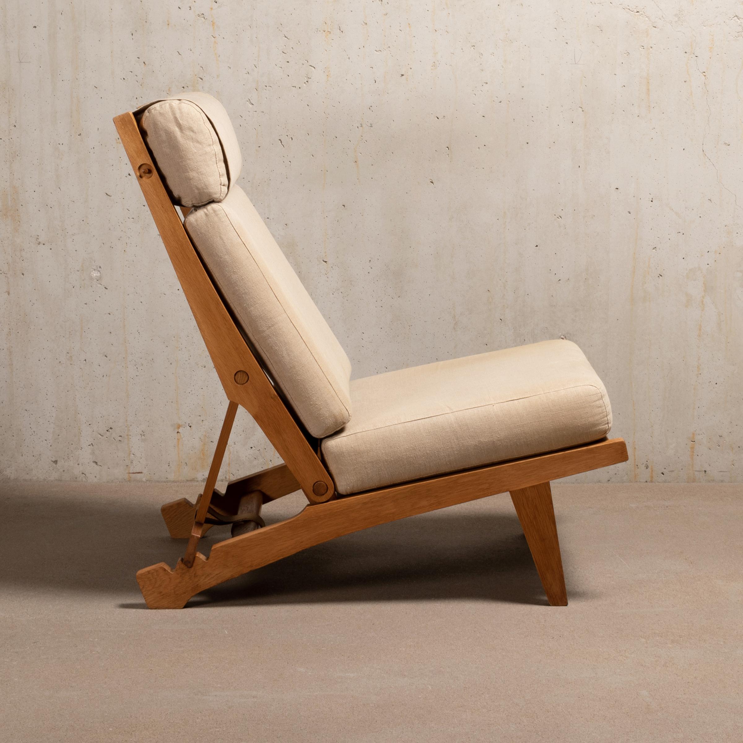 Hans Wegner Ap71 Lounge Chairs Oak Frame and Canvas, AP Stolen (for Shawn, CA) 1