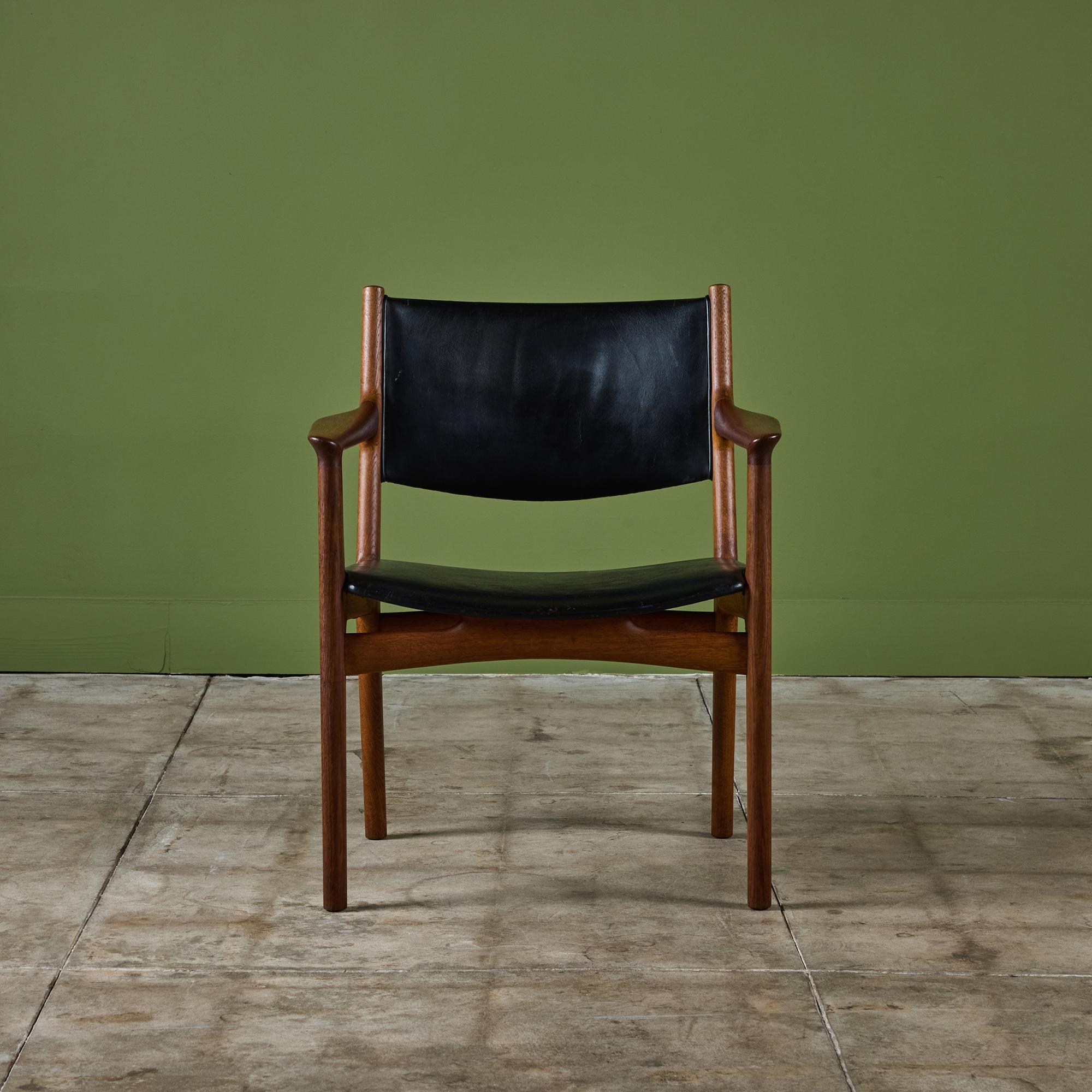 Scandinavian Modern Hans Wegner Armchair for Johannes Hansen For Sale