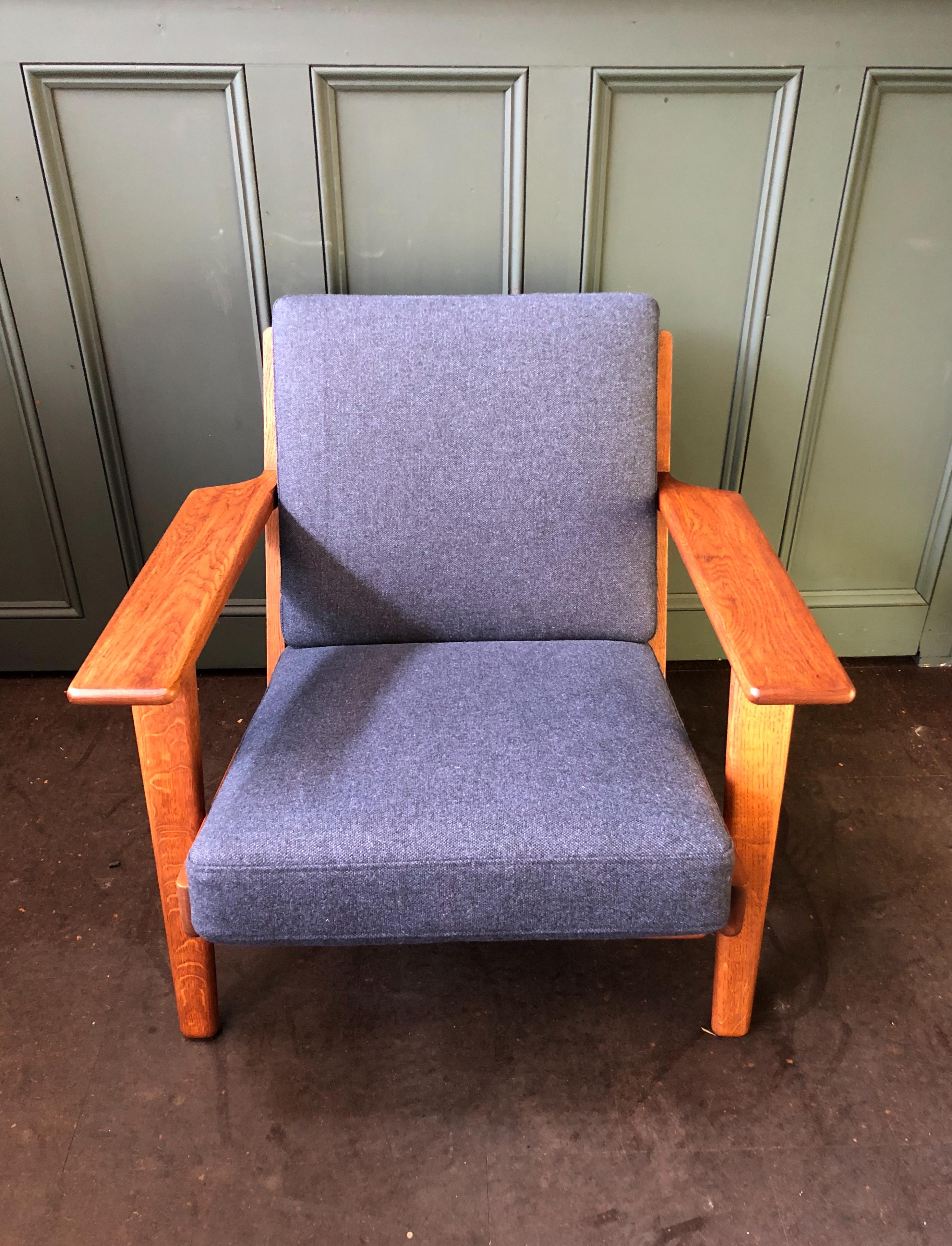 Hans Wegner Armchair, ge290, 1950s, Fully Refurbished and Reupholstered 3