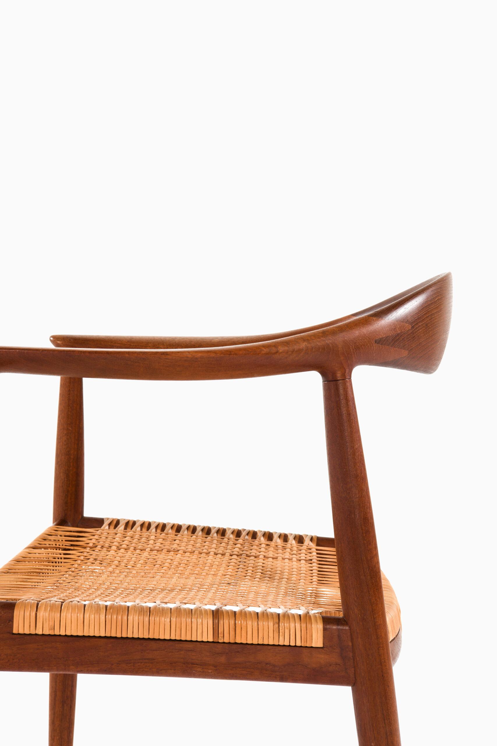 Cane Hans Wegner Armchair Model JH-501 / The Chair Produced by Johannes Hansen For Sale