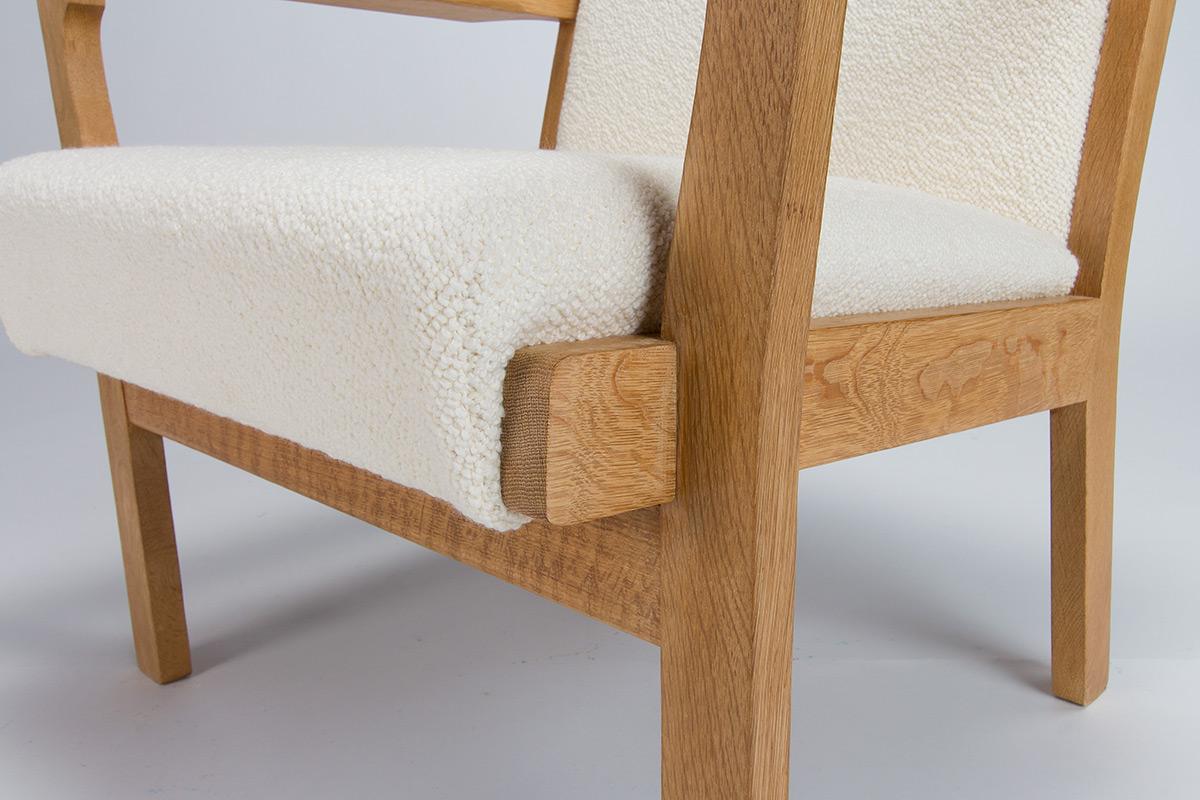 Fauteuils Hans Wegner en Oak &  Boucle de laine crème par Getama, danois, années 1960 Bon état - En vente à London, GB