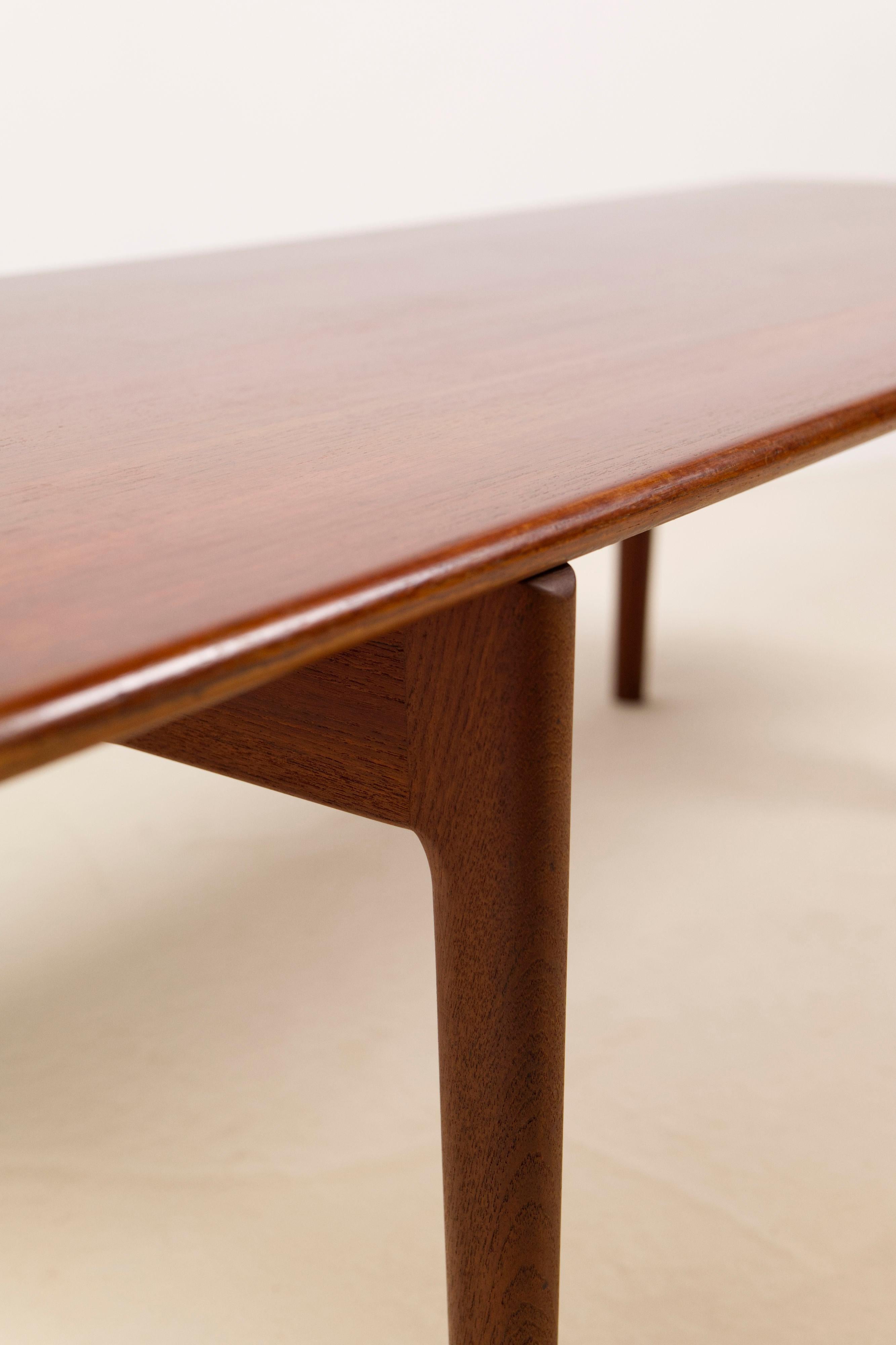 Table basse Hans Wegner AT-15 en teck et Oak massif pour Andreas Tuck en vente 3