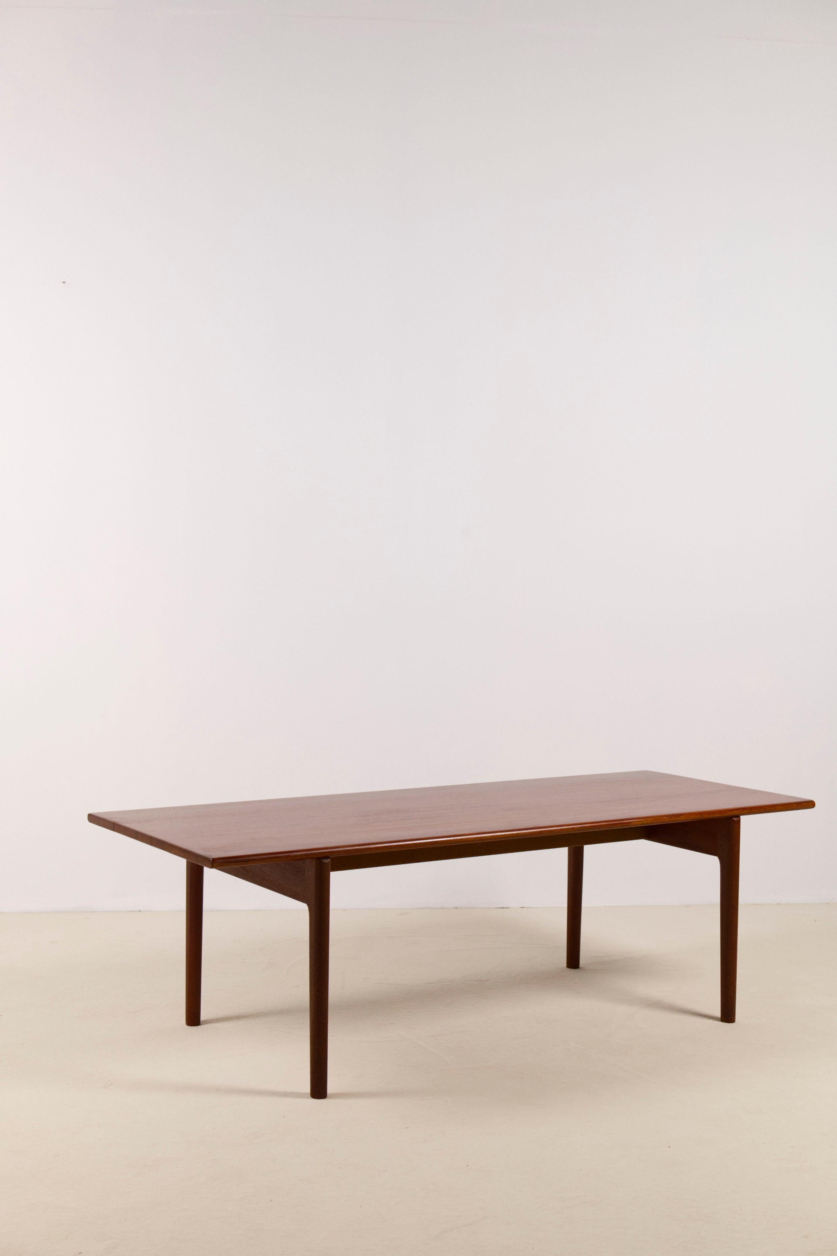 Table basse Hans Wegner AT-15 en teck et Oak massif pour Andreas Tuck en vente 12