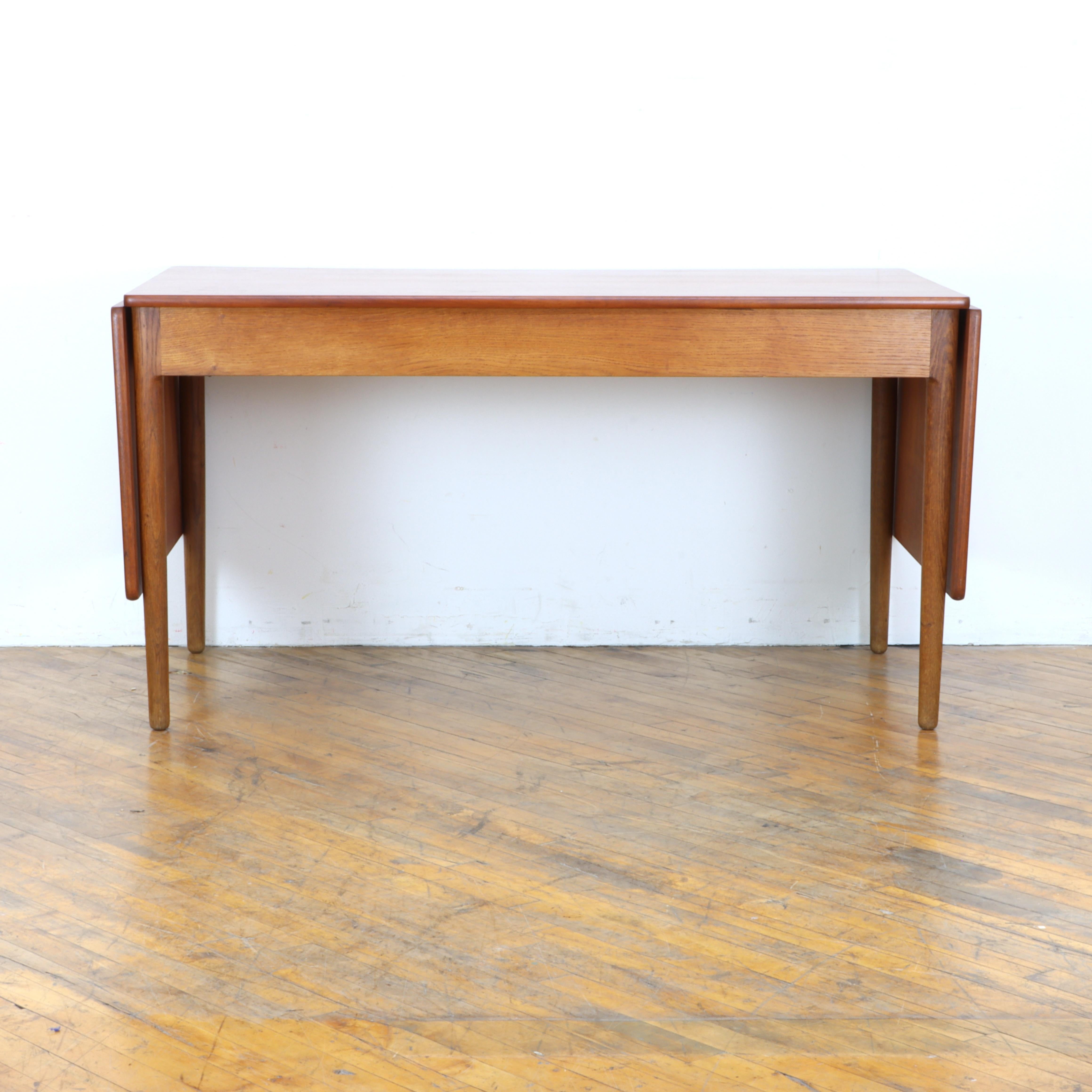 Hans Wegner AT-305 Schreibtisch im Angebot 2