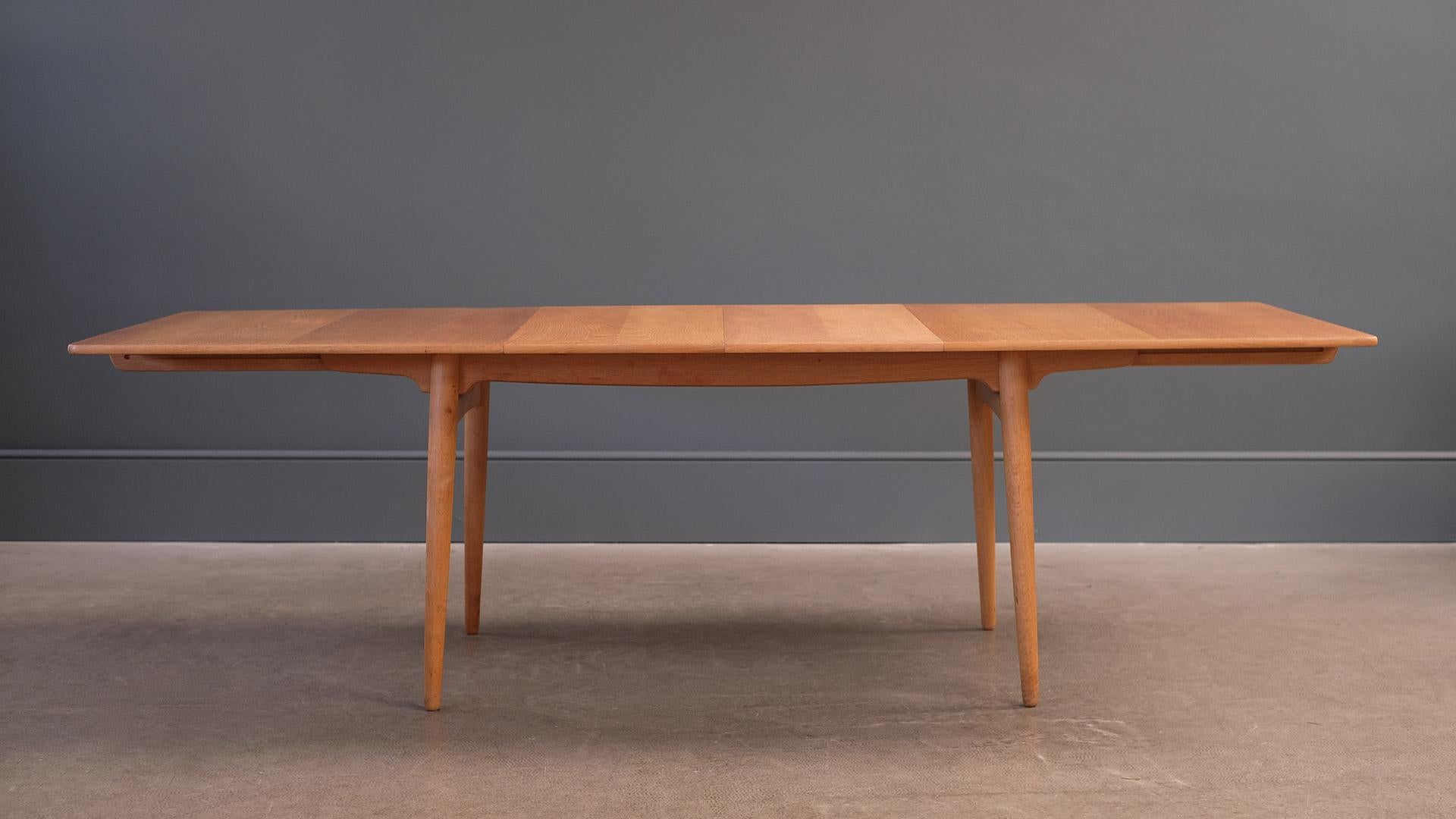 Scandinavian Modern Hans Wegner AT 310 Table