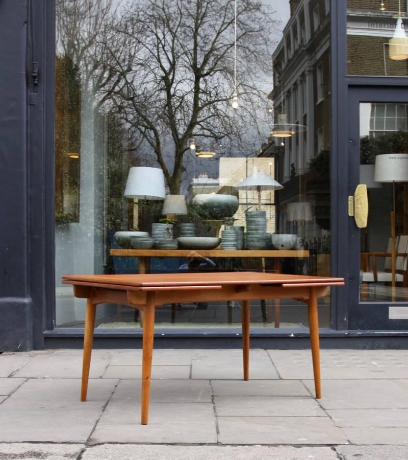 Carved Hans Wegner AT-312 Dining Table For Sale