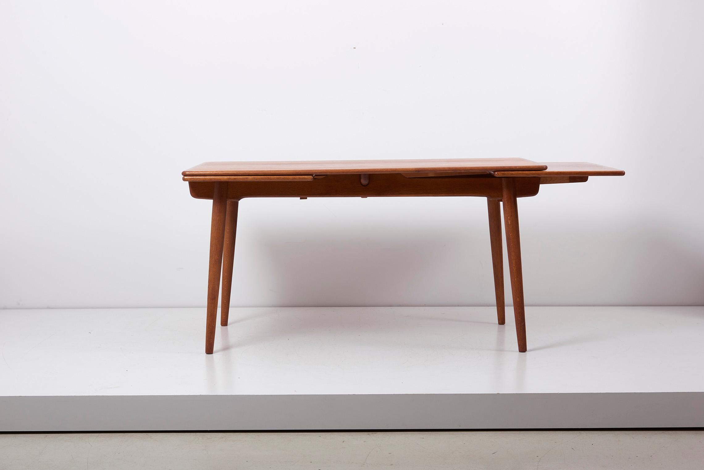 Hans Wegner AT-312 Dining Table in Oak for Andreas Tuck, Denmark, 1950s 4