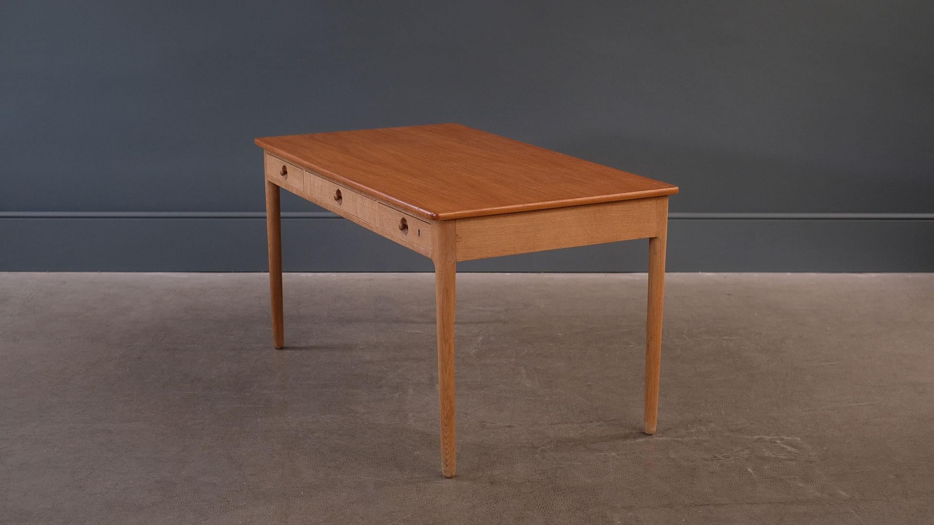 20th Century Hans Wegner AT Desk in Oak and Teak