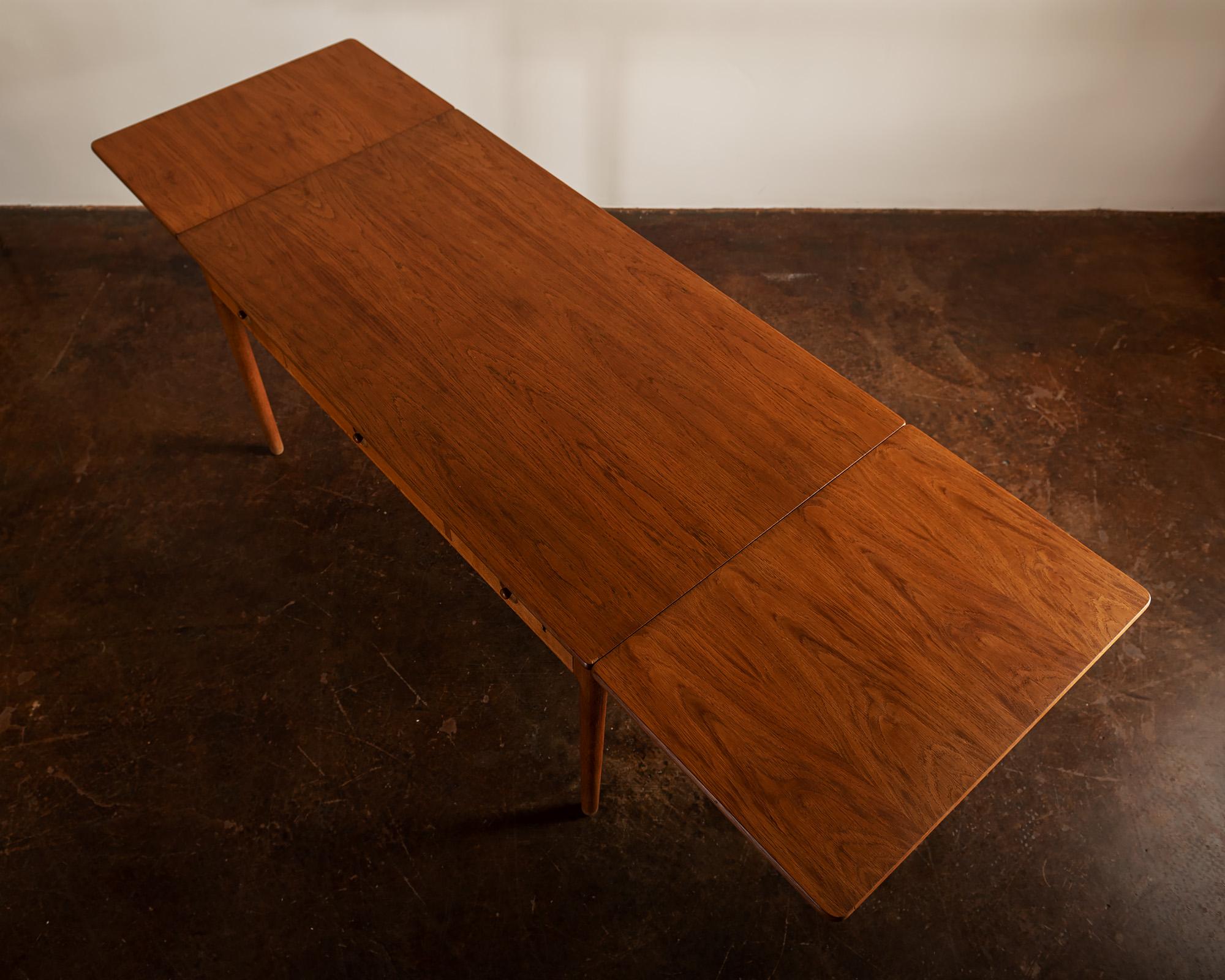 Hans Wegner AT305 Desk for Andreas Tuck, Denmark, 1950s 3