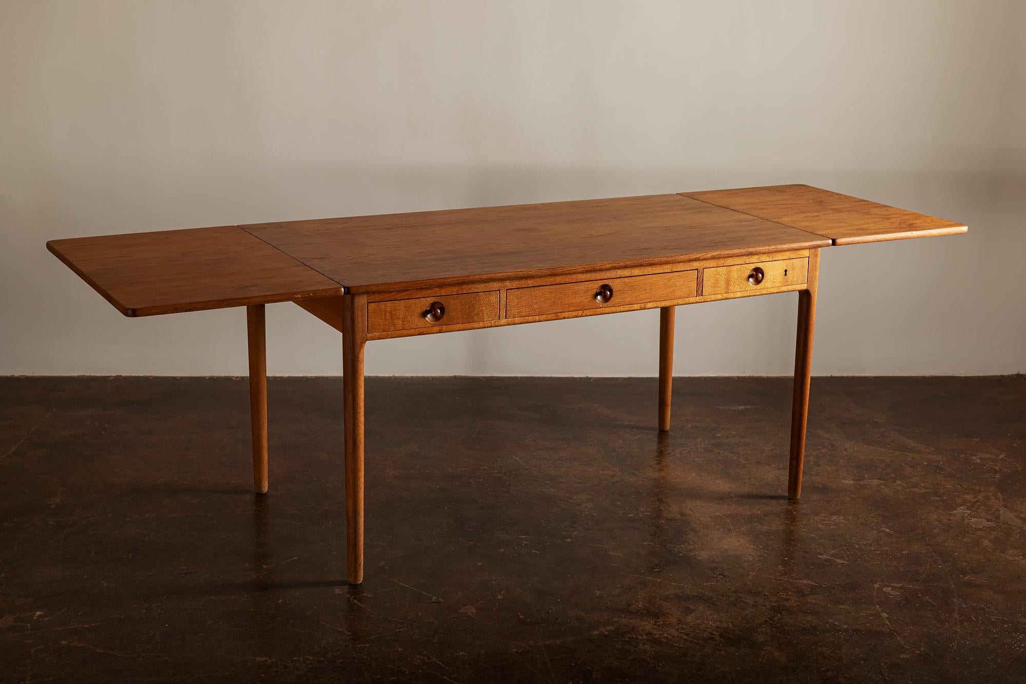 Mid-Century Modern Hans Wegner AT305 Desk for Andreas Tuck, Denmark, 1950s