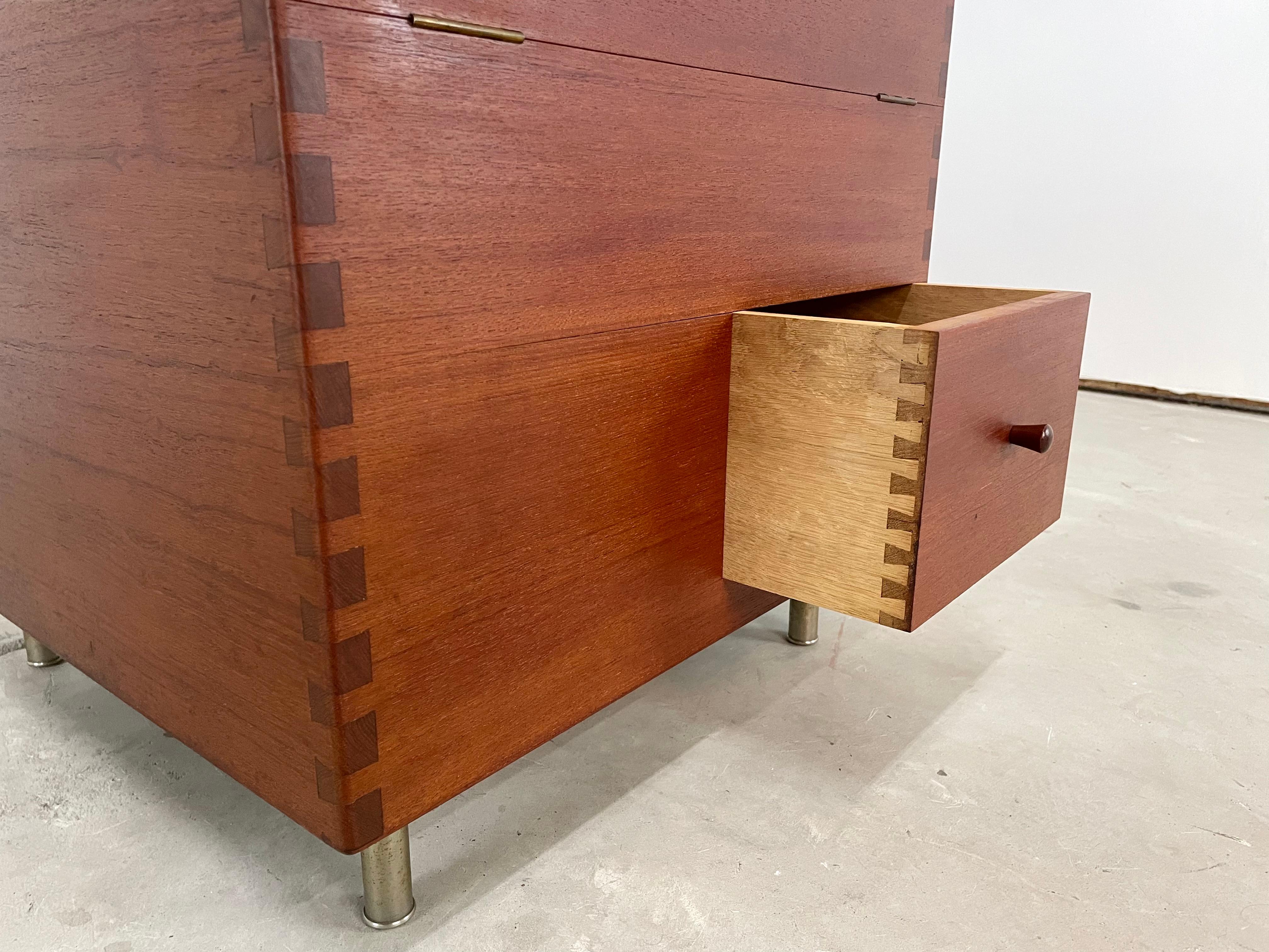 Hans Wegner Bar Cube Teak Early In Good Condition For Sale In Albuquerque, NM
